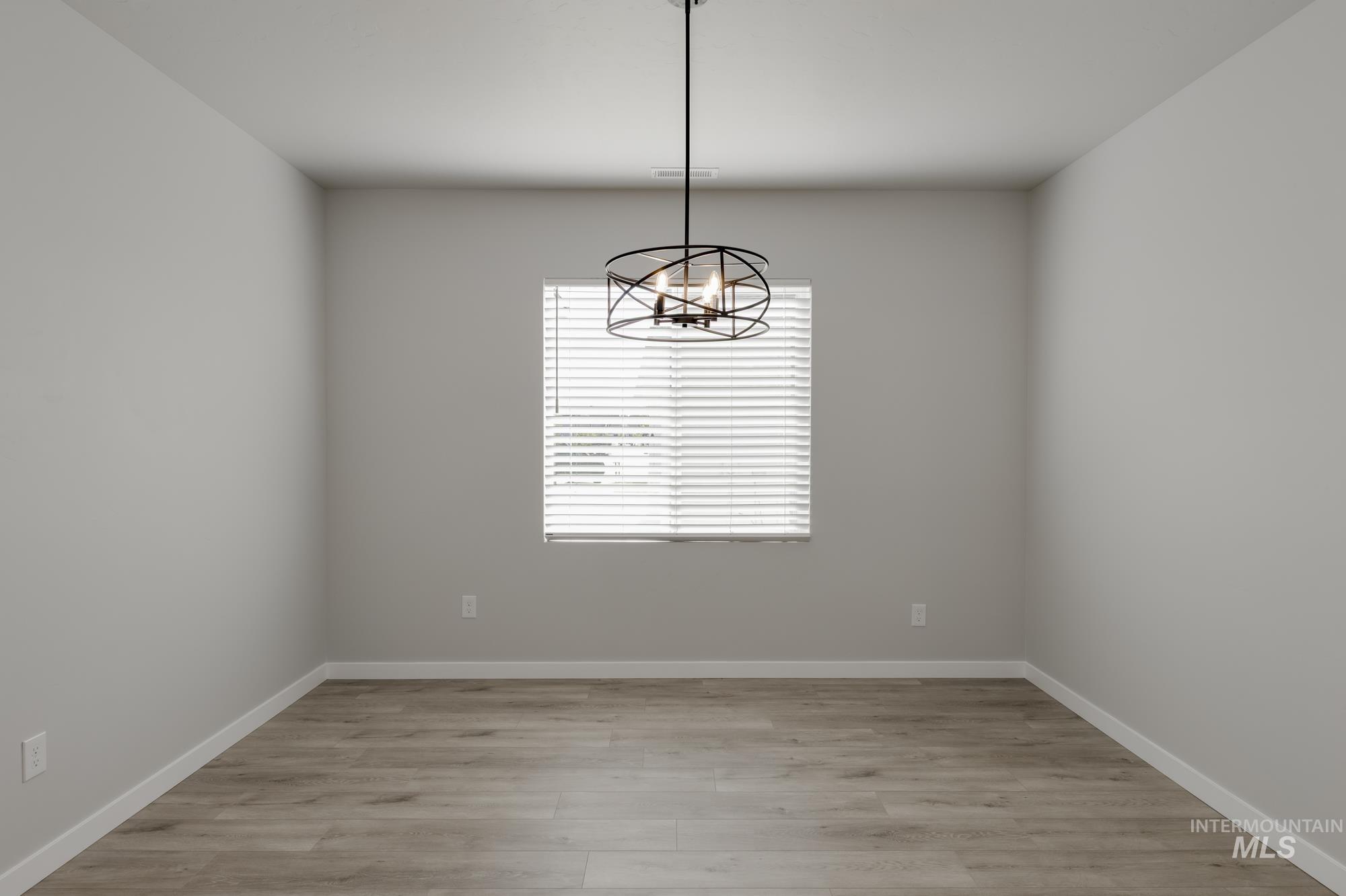 8357 E Cool River Lp, Nampa, Idaho 83687, 4 Bedrooms, 3 Bathrooms, Residential For Sale, Price $634,990,MLS 98983755