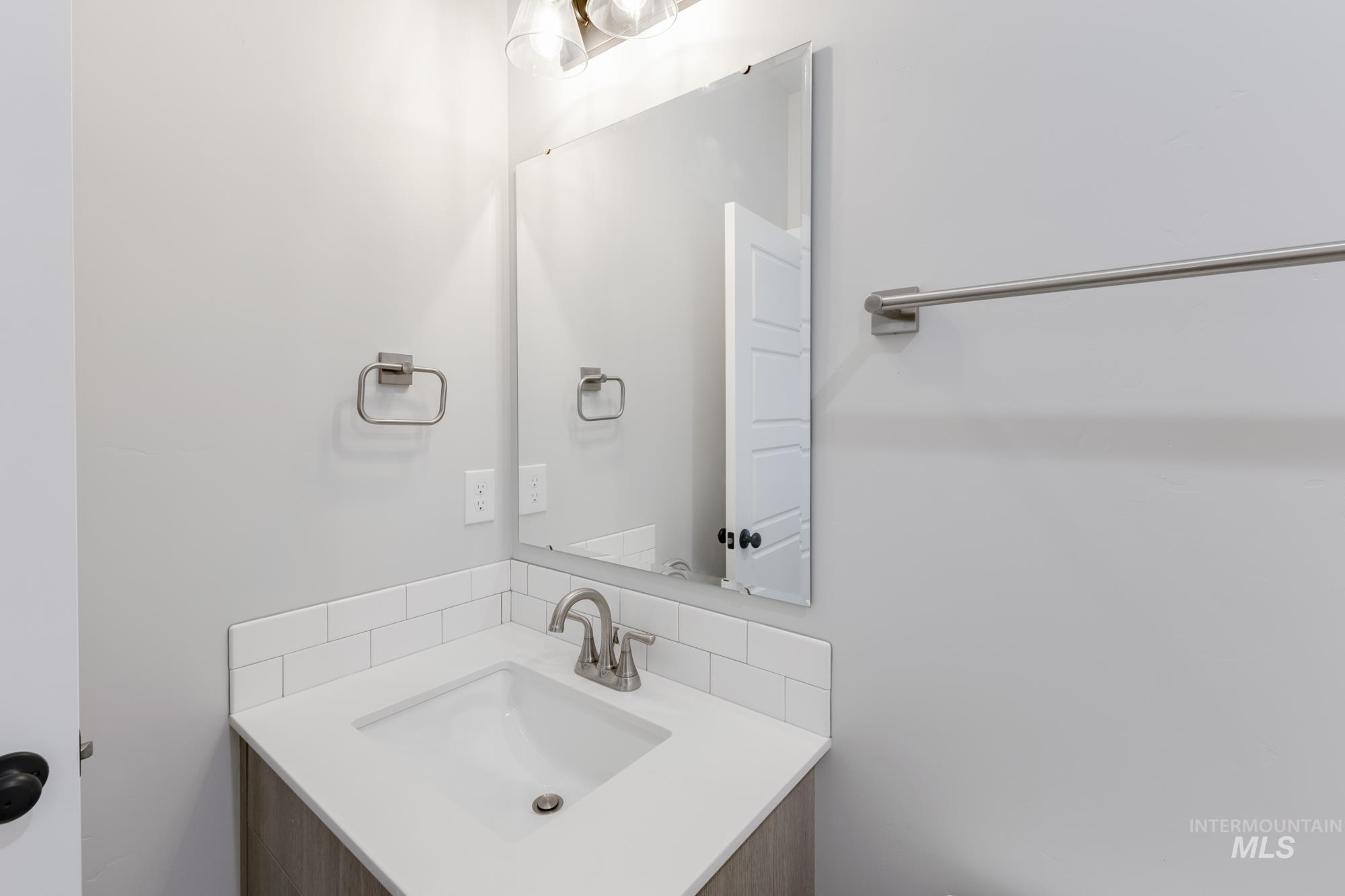 8357 E Cool River Lp, Nampa, Idaho 83687, 4 Bedrooms, 3 Bathrooms, Residential For Sale, Price $634,990,MLS 98983755