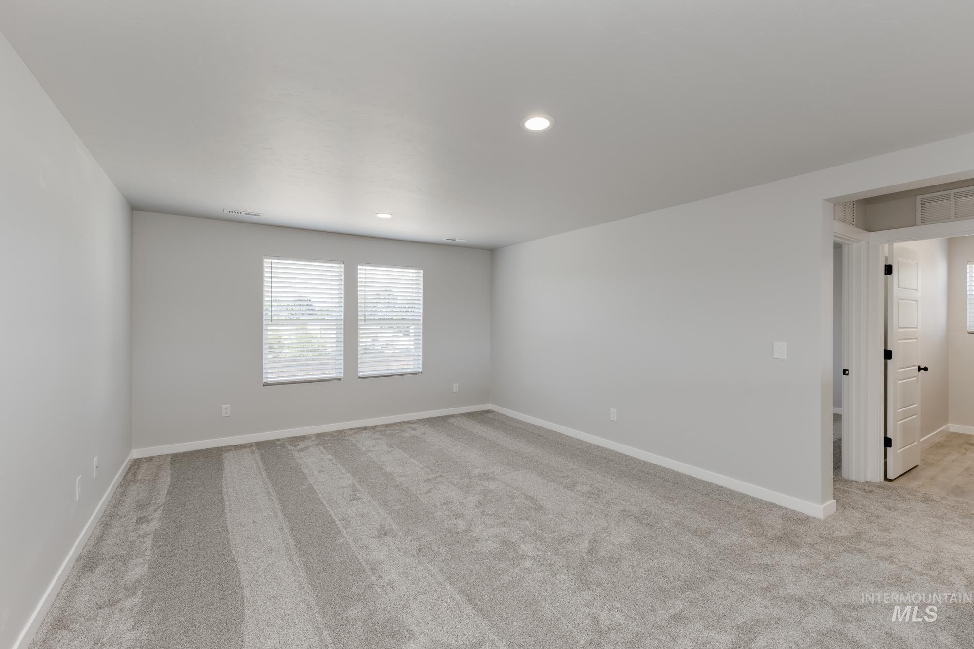 8357 E Cool River Lp, Nampa, Idaho 83687, 4 Bedrooms, 3 Bathrooms, Residential For Sale, Price $634,990,MLS 98983755