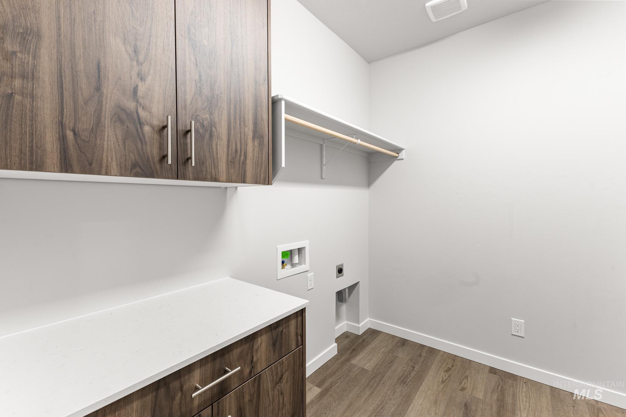 8345 E Cool River Lp, Nampa, Idaho 83687, 4 Bedrooms, 2.5 Bathrooms, Residential For Sale, Price $554,990, 98983757