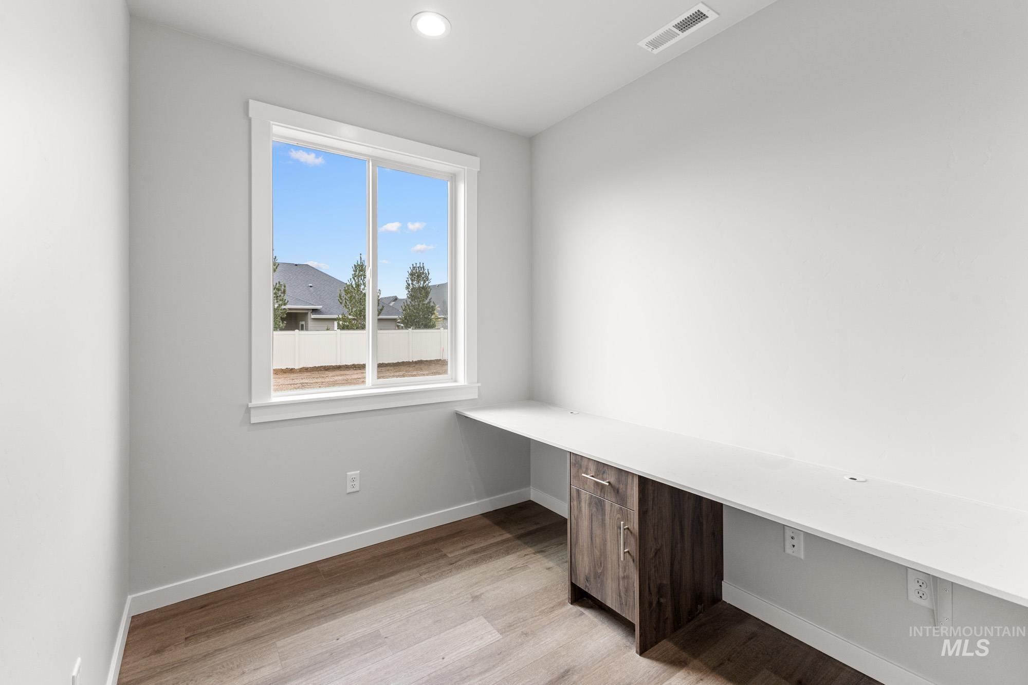 8345 E Cool River Lp, Nampa, Idaho 83687, 4 Bedrooms, 2.5 Bathrooms, Residential For Sale, Price $554,990, 98983757