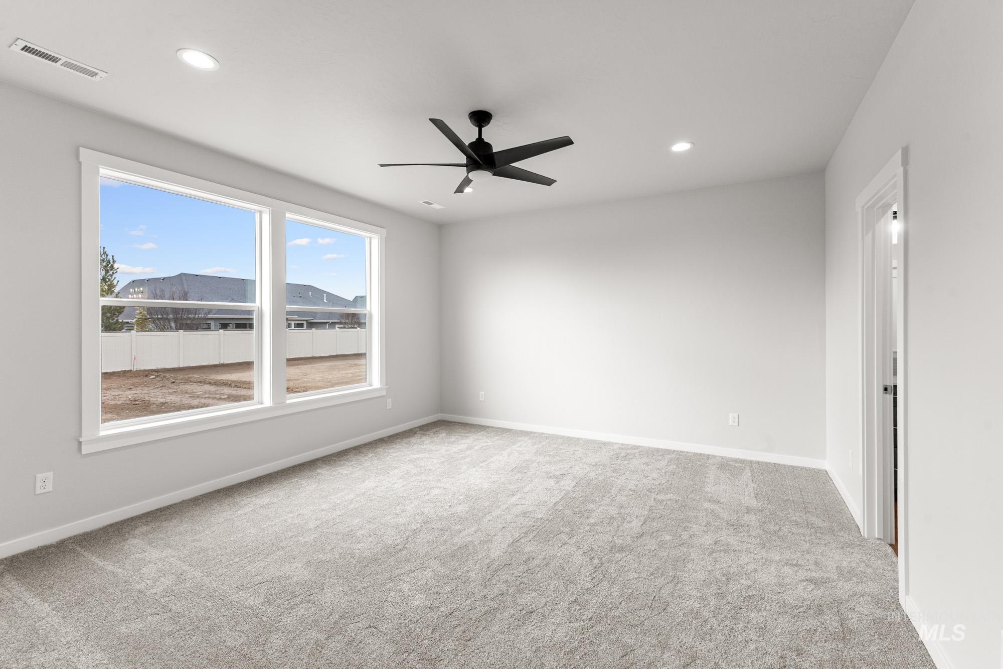 8345 E Cool River Lp, Nampa, Idaho 83687, 4 Bedrooms, 2.5 Bathrooms, Residential For Sale, Price $554,990, 98983757