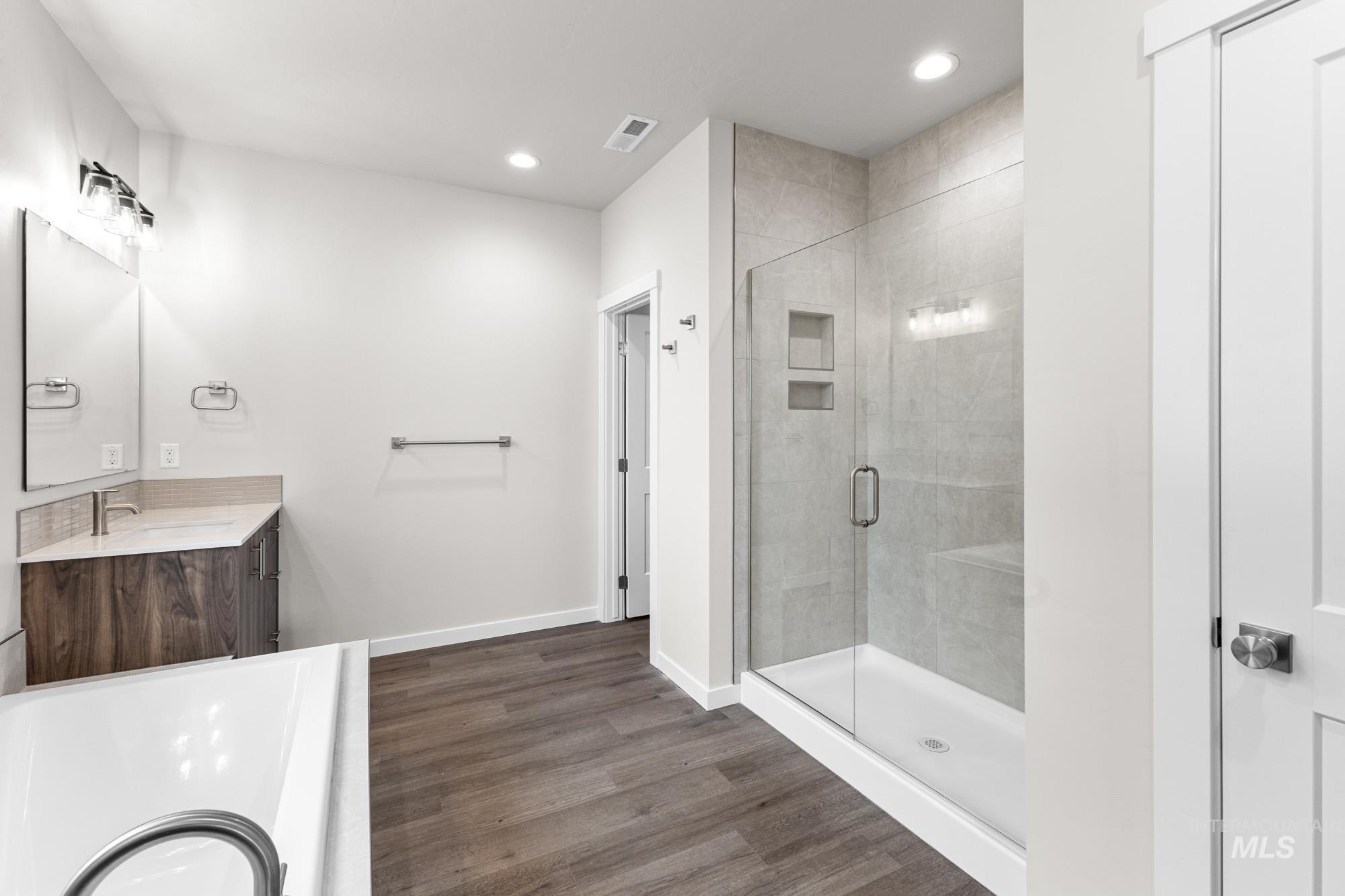 8345 E Cool River Lp, Nampa, Idaho 83687, 4 Bedrooms, 2.5 Bathrooms, Residential For Sale, Price $554,990, 98983757