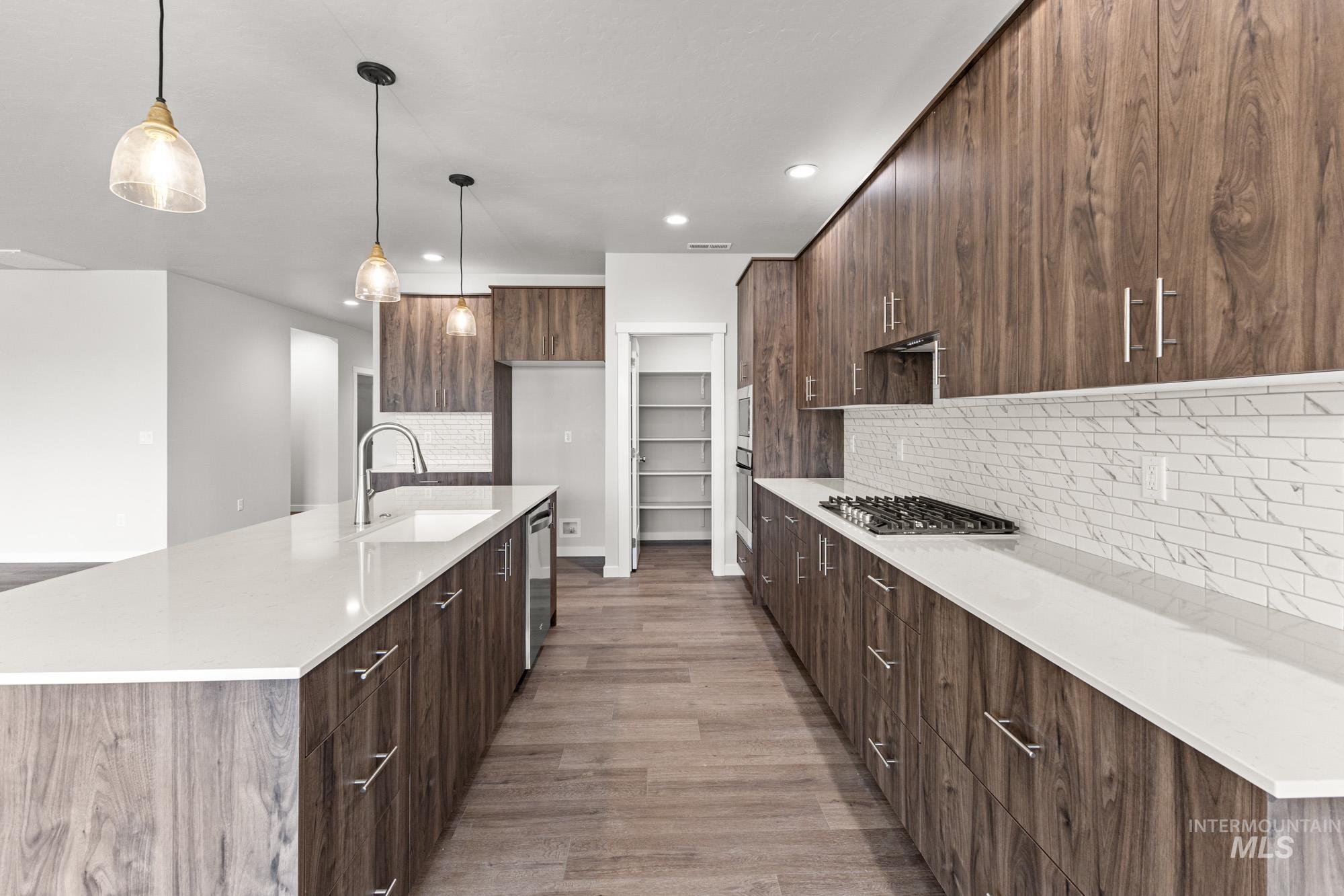 8345 E Cool River Lp, Nampa, Idaho 83687, 4 Bedrooms, 2.5 Bathrooms, Residential For Sale, Price $554,990, 98983757