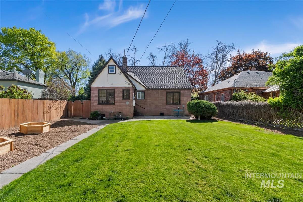 2208 W State Street, Boise, Idaho 83702, 4 Bedrooms, 3 Bathrooms, Residential For Sale, Price $879,000,MLS 98983759