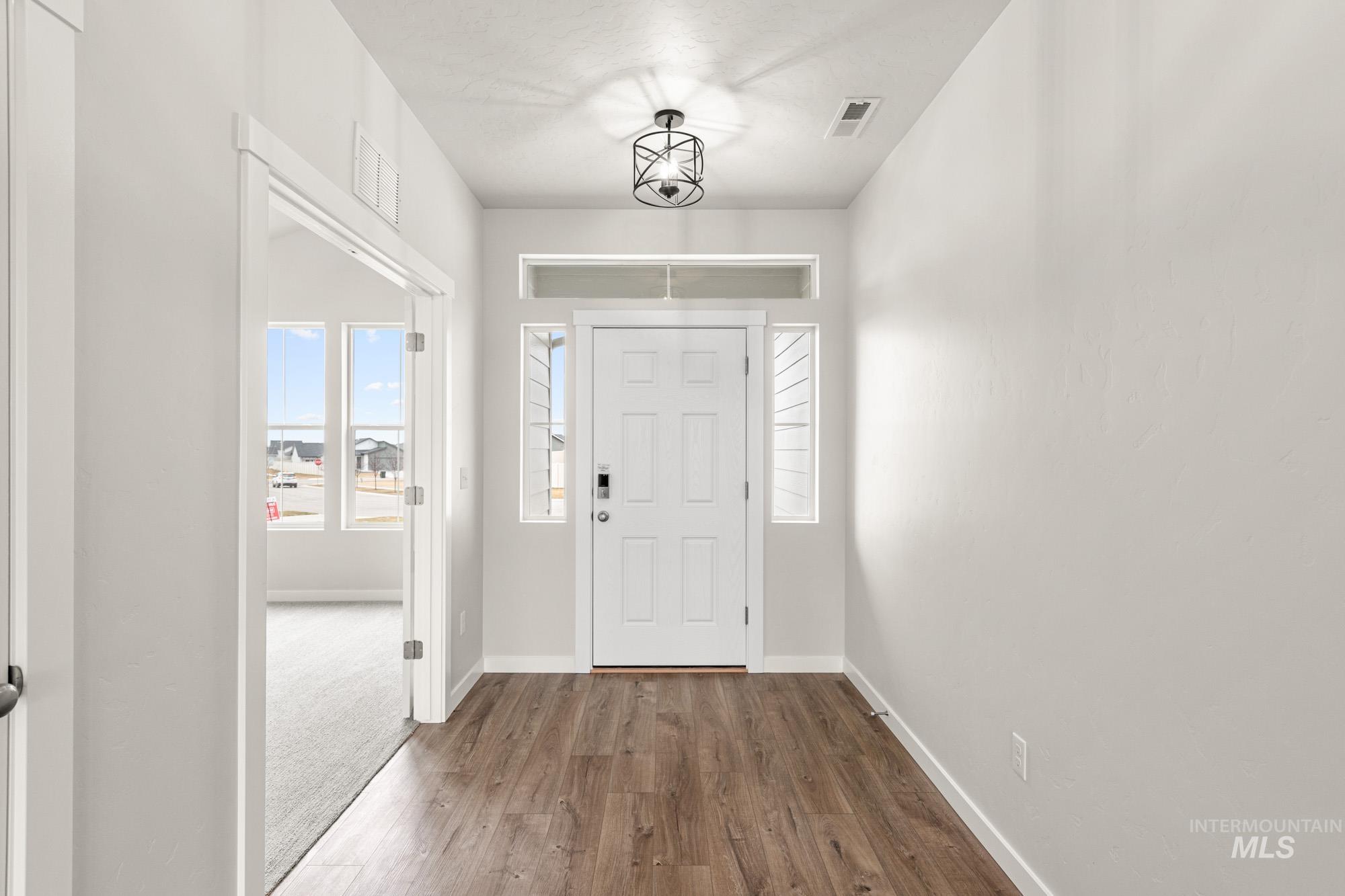 17733 N Boone Peak Ave, Nampa, Idaho 83687, 4 Bedrooms, 2 Bathrooms, Residential For Sale, Price $569,990,MLS 98983760