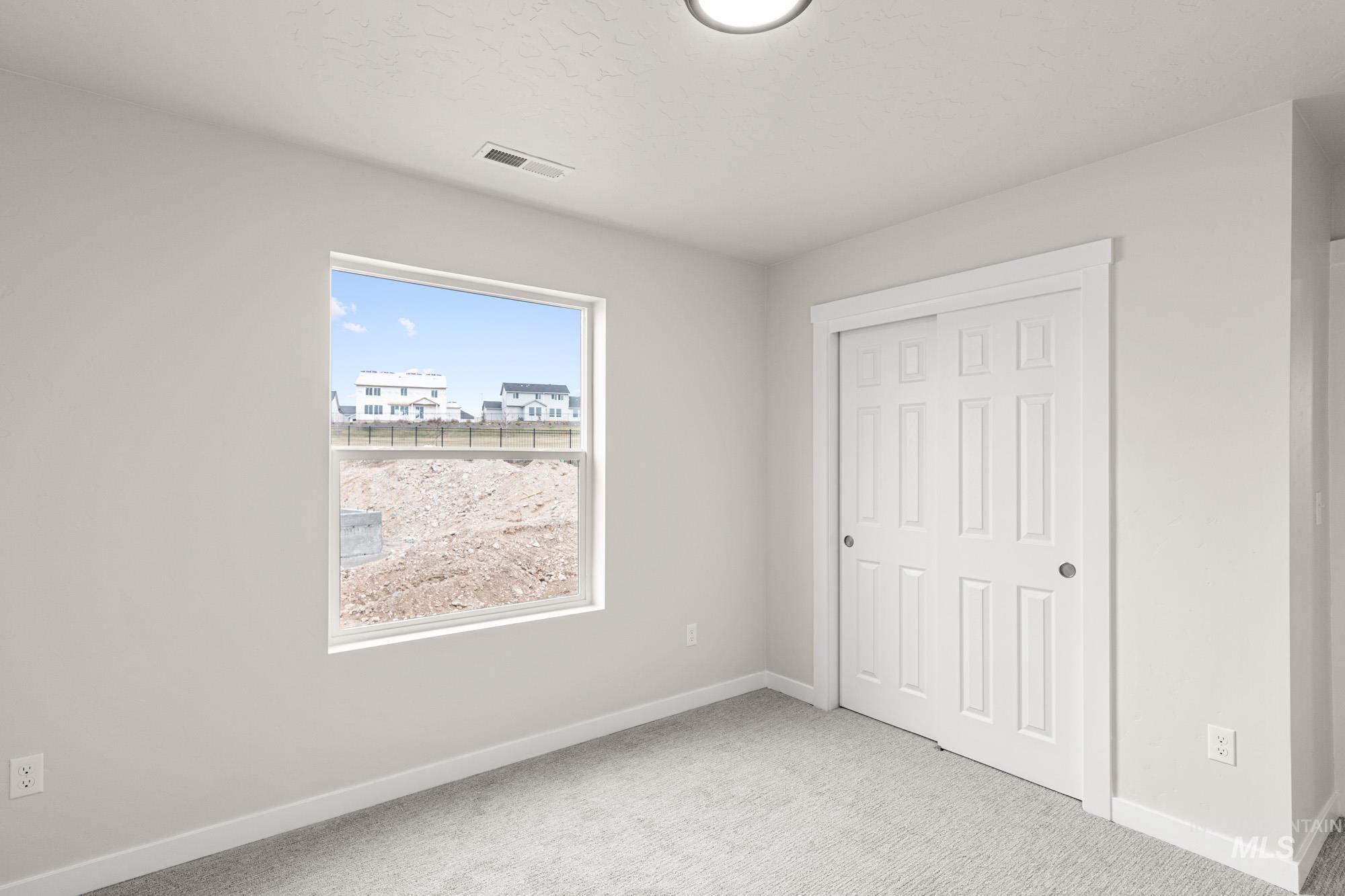 17733 N Boone Peak Ave, Nampa, Idaho 83687, 4 Bedrooms, 2 Bathrooms, Residential For Sale, Price $569,990,MLS 98983760