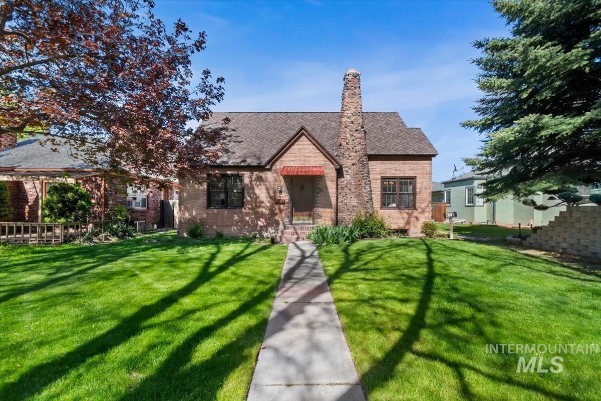 2208 W State Street, Boise, Idaho 83702, 4 Bedrooms, 3 Bathrooms, Residential Income For Rent, Price $879,000,MLS 98983761