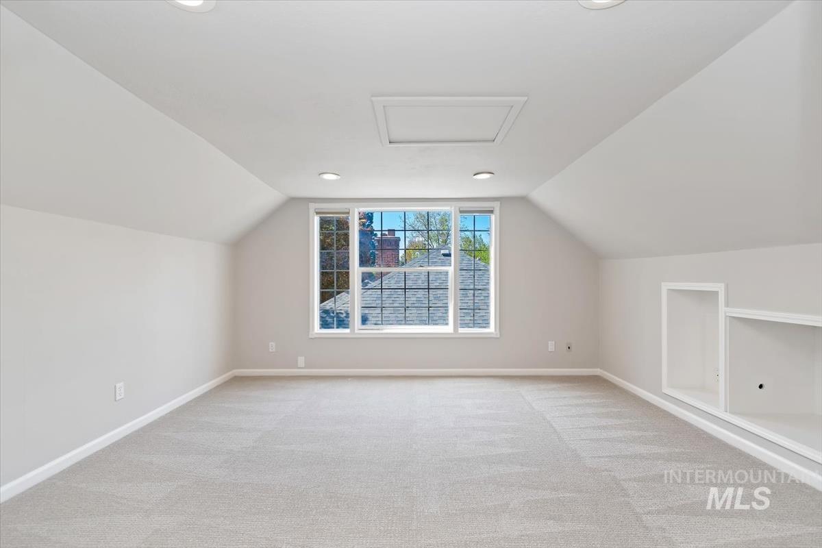 2208 W State Street, Boise, Idaho 83702, 4 Bedrooms, 3 Bathrooms, Residential Income For Rent, Price $879,000,MLS 98983761
