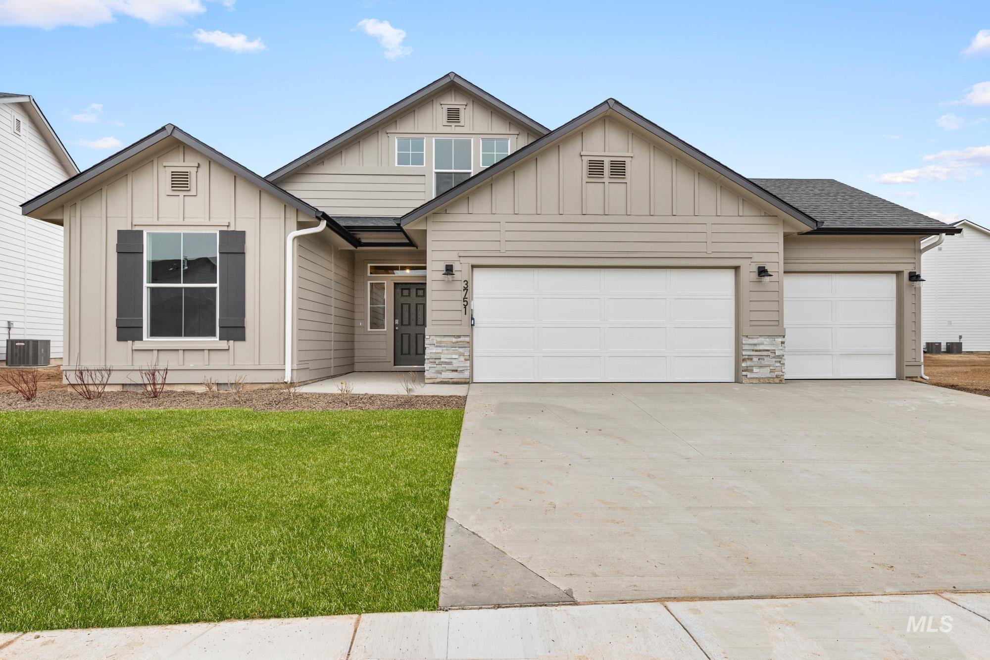 477 Waverly Ave, Middleton, Idaho 83644, 3 Bedrooms, 2 Bathrooms, Residential For Sale, Price $459,990, 98983763