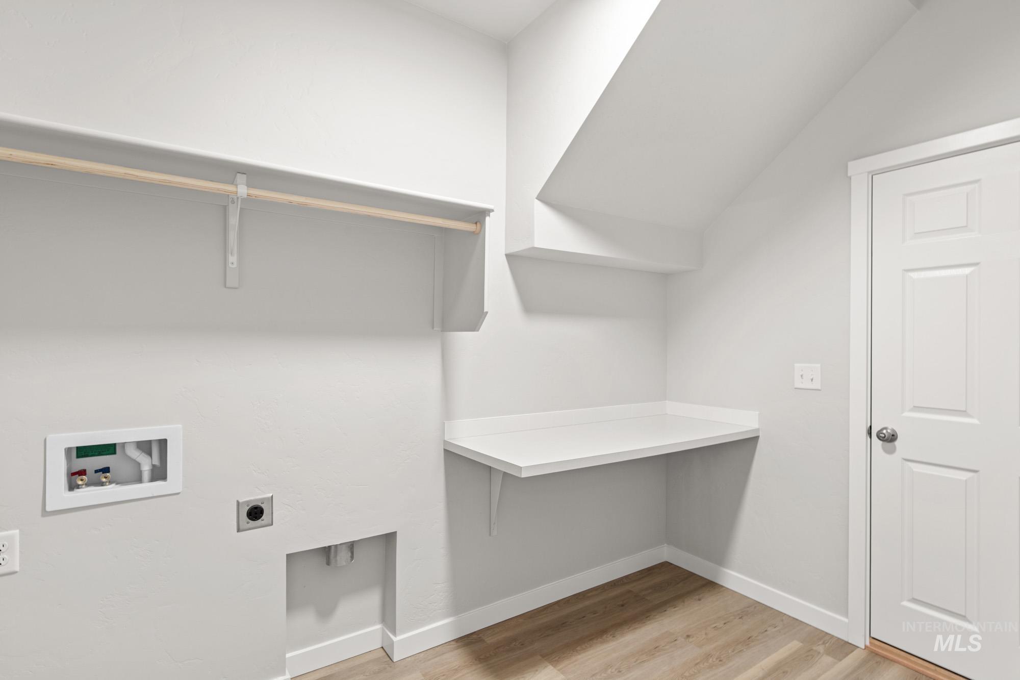 477 Waverly Ave, Middleton, Idaho 83644, 3 Bedrooms, 2 Bathrooms, Residential For Sale, Price $459,990, 98983763