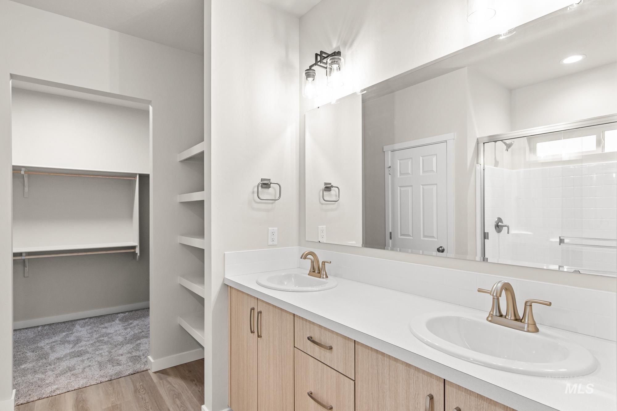 477 Waverly Ave, Middleton, Idaho 83644, 3 Bedrooms, 2 Bathrooms, Residential For Sale, Price $459,990, 98983763