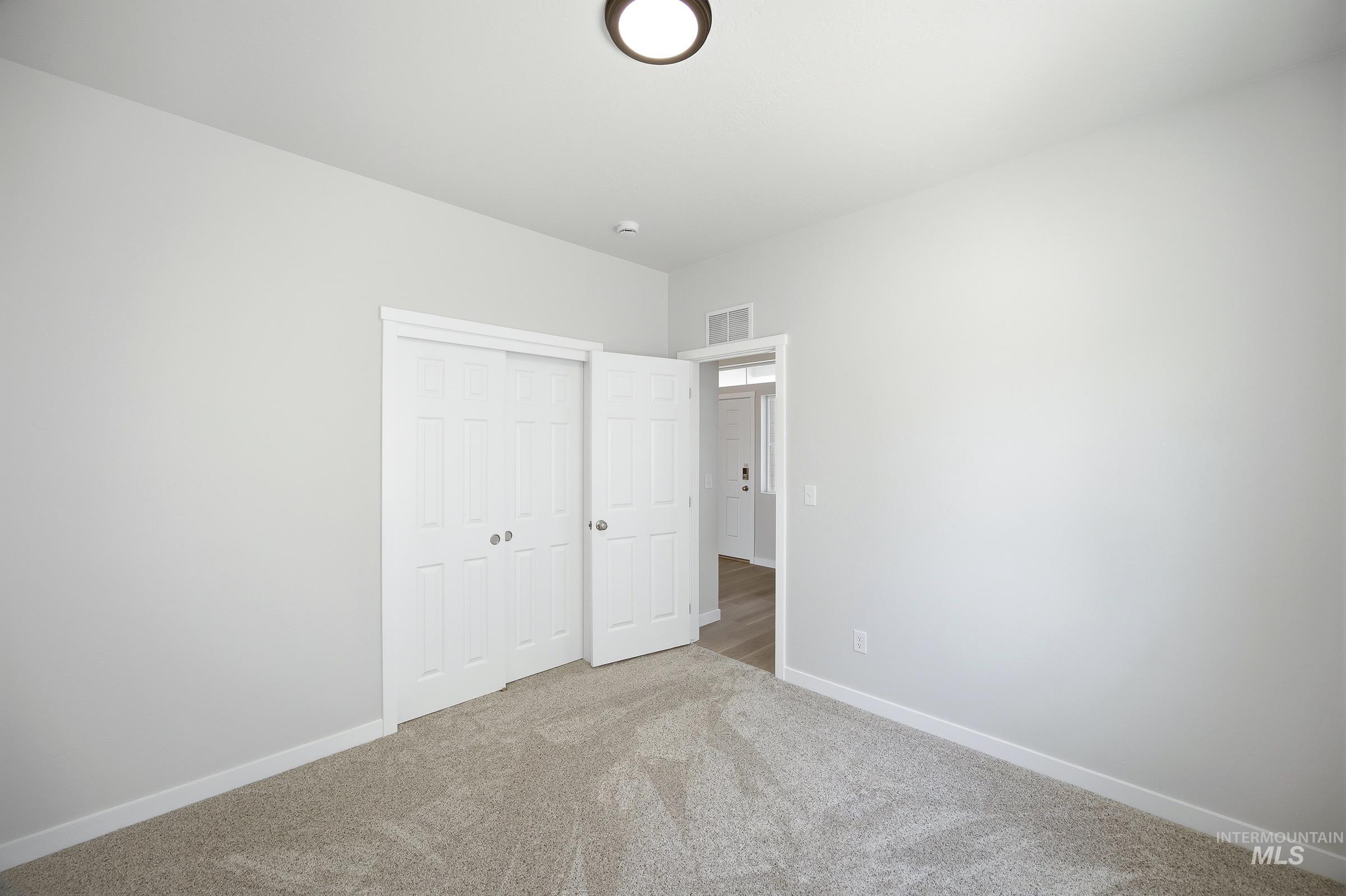 477 Waverly Ave, Middleton, Idaho 83644, 3 Bedrooms, 2 Bathrooms, Residential For Sale, Price $459,990, 98983763