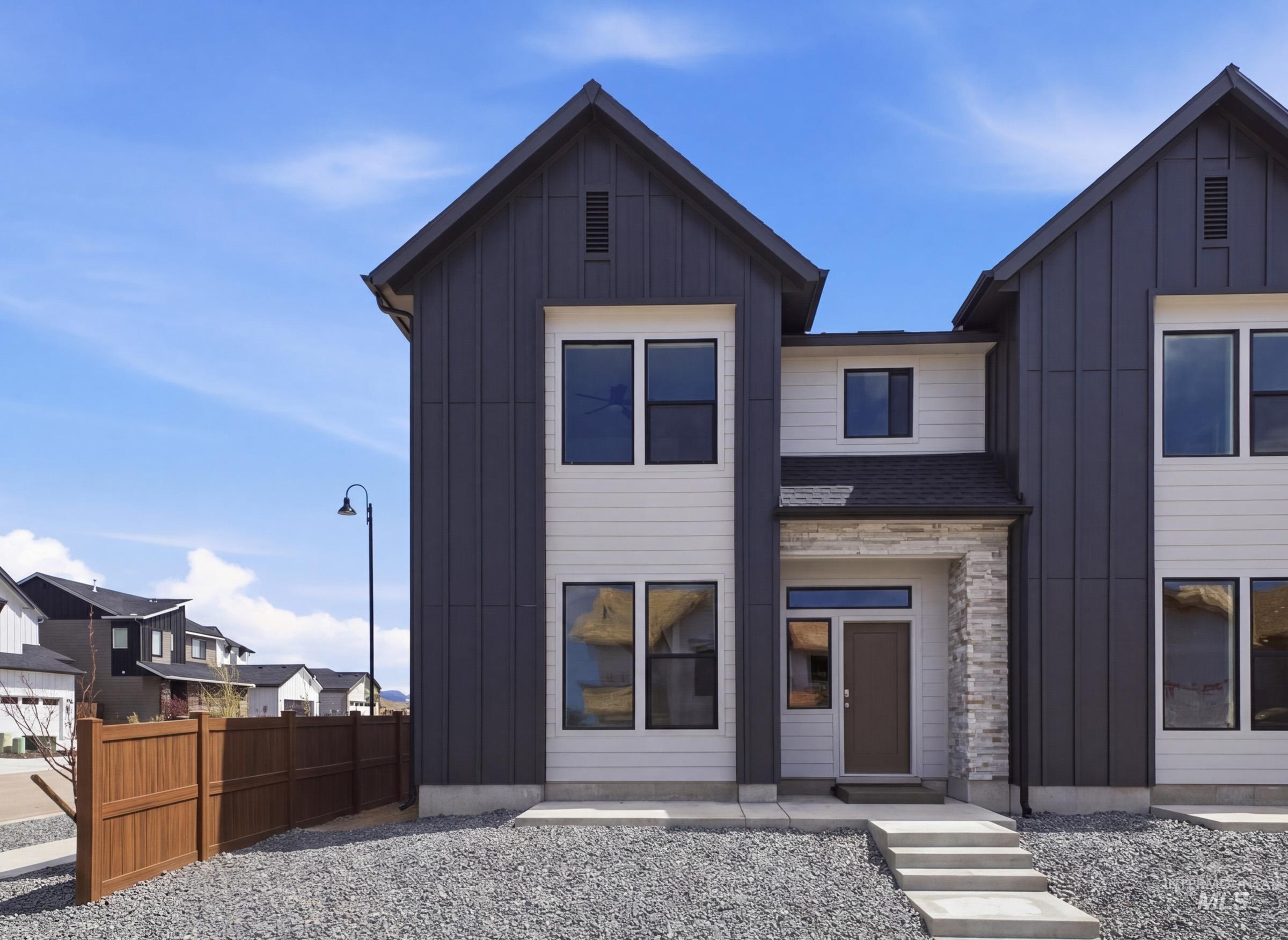 6705 S Spindlebush Ave, Boise, Idaho 83709, 3 Bedrooms, 2.5 Bathrooms, Residential For Sale, Price $434,990,MLS 98983765