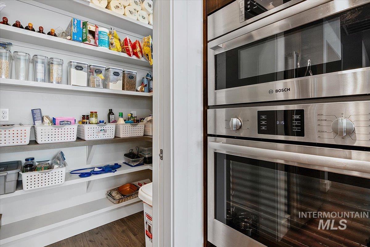 6179 W Ina Dr., Boise, Idaho 83703, 3 Bedrooms, 3 Bathrooms, Residential For Sale, Price $875,000,MLS 98983766