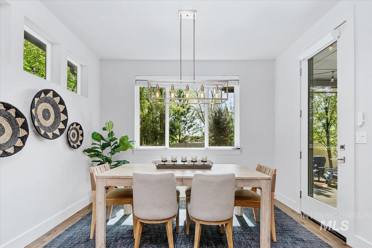 6179 W Ina Dr., Boise, Idaho 83703, 3 Bedrooms, 3 Bathrooms, Residential For Sale, Price $875,000,MLS 98983766