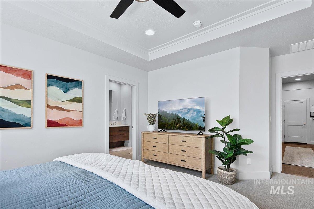 6179 W Ina Dr., Boise, Idaho 83703, 3 Bedrooms, 3 Bathrooms, Residential For Sale, Price $875,000,MLS 98983766