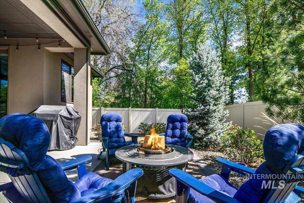 6179 W Ina Dr., Boise, Idaho 83703, 3 Bedrooms, 3 Bathrooms, Residential For Sale, Price $875,000,MLS 98983766