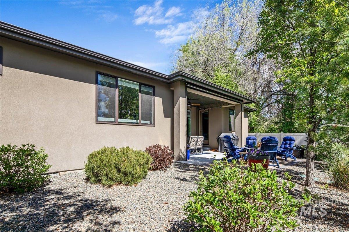 6179 W Ina Dr., Boise, Idaho 83703, 3 Bedrooms, 3 Bathrooms, Residential For Sale, Price $875,000,MLS 98983766