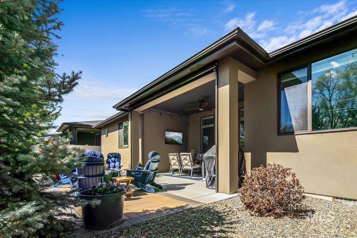 6179 W Ina Dr., Boise, Idaho 83703, 3 Bedrooms, 3 Bathrooms, Residential For Sale, Price $875,000,MLS 98983766