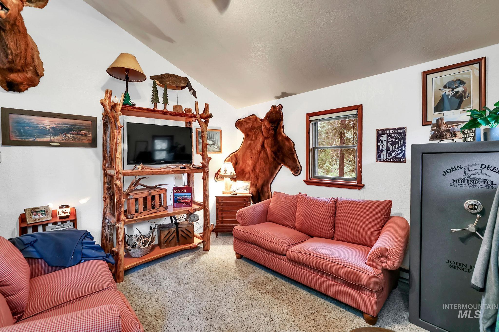 1075 Club Road, McCall, Idaho 83638, 5 Bedrooms, 3 Bathrooms, Residential For Sale, Price $815,000,MLS 98983768