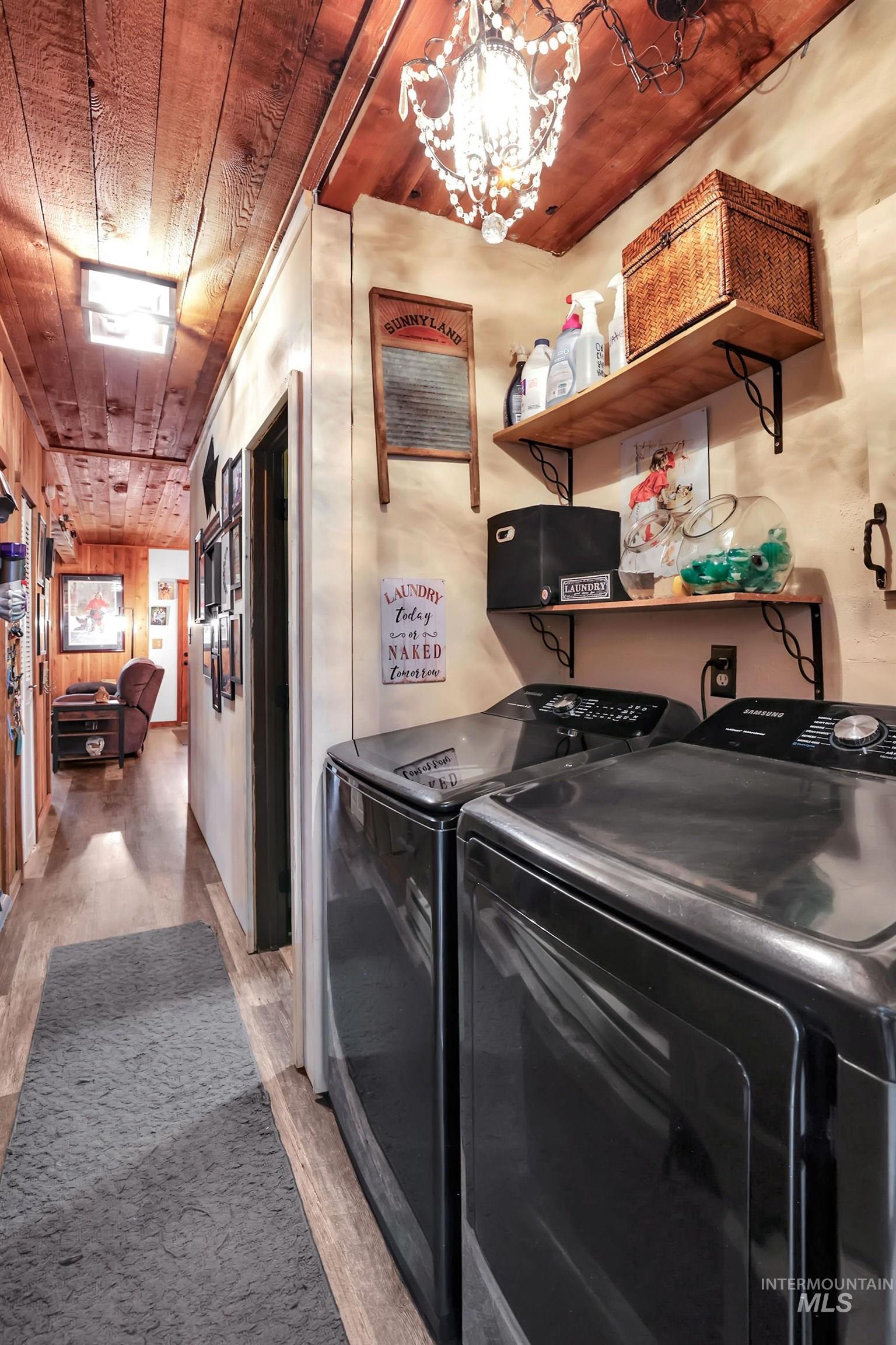 1075 Club Road, McCall, Idaho 83638, 5 Bedrooms, 3 Bathrooms, Residential For Sale, Price $815,000,MLS 98983768