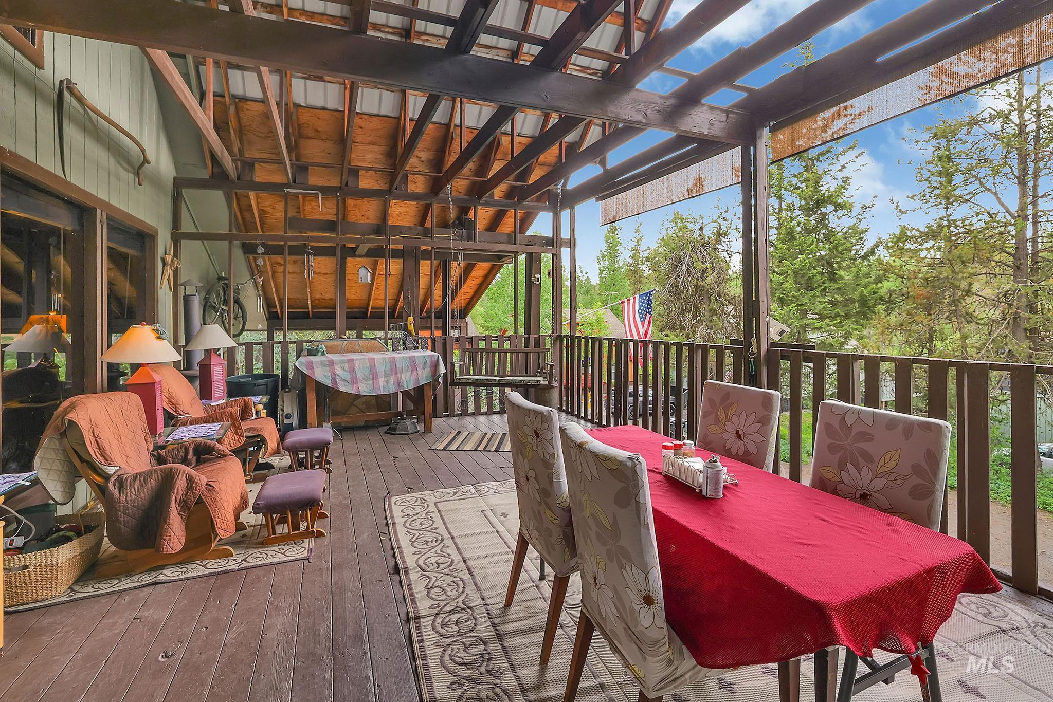 1075 Club Road, McCall, Idaho 83638, 5 Bedrooms, 3 Bathrooms, Residential For Sale, Price $815,000,MLS 98983768