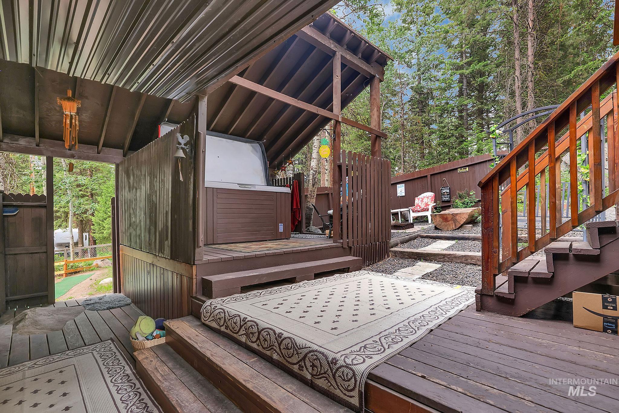 1075 Club Road, McCall, Idaho 83638, 5 Bedrooms, 3 Bathrooms, Residential For Sale, Price $815,000,MLS 98983768