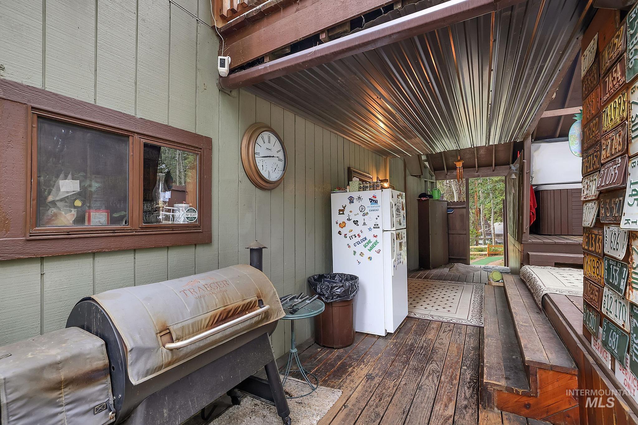 1075 Club Road, McCall, Idaho 83638, 5 Bedrooms, 3 Bathrooms, Residential For Sale, Price $815,000,MLS 98983768