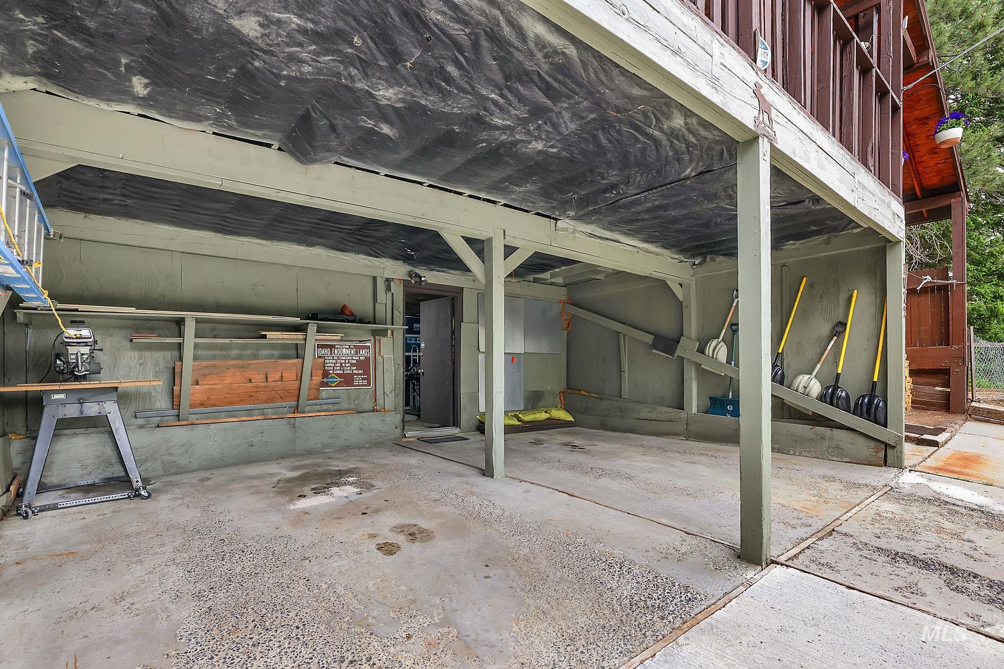 1075 Club Road, McCall, Idaho 83638, 5 Bedrooms, 3 Bathrooms, Residential For Sale, Price $815,000,MLS 98983768