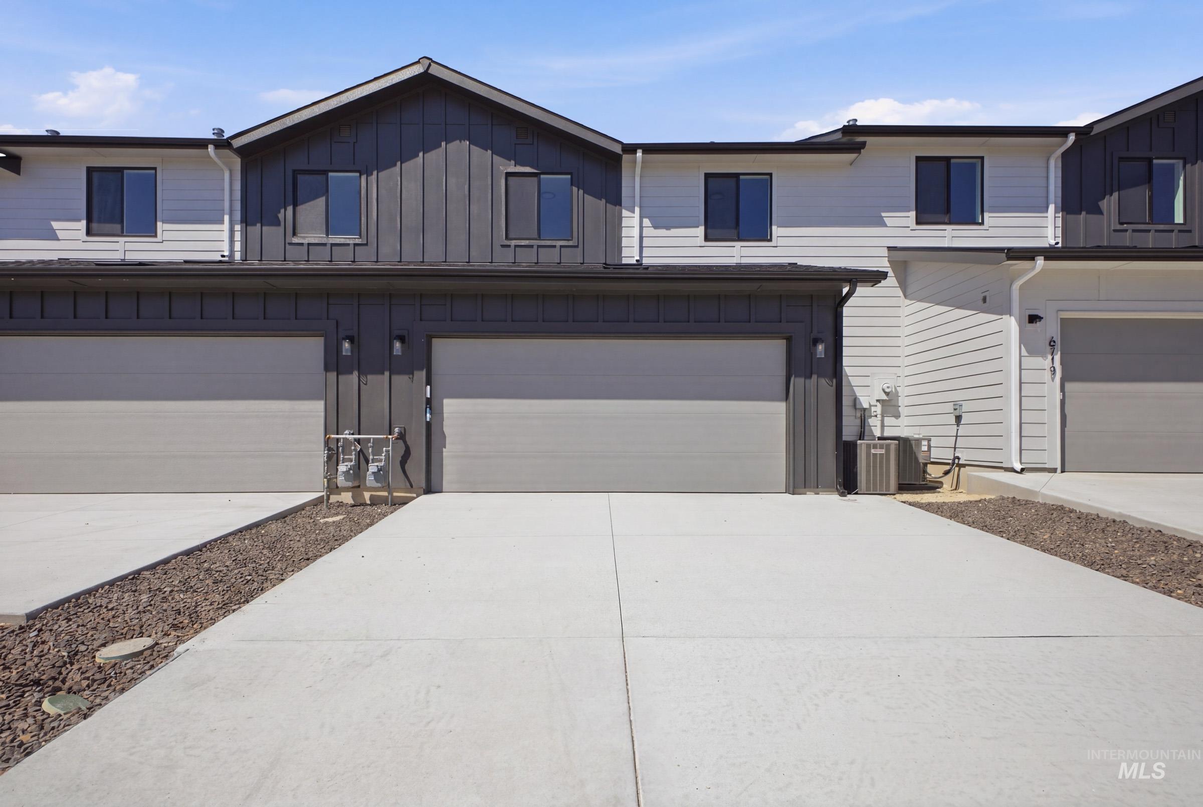 6729 S Spindlebush Ave, Boise, Idaho 83709, 3 Bedrooms, 2.5 Bathrooms, Residential For Sale, Price $428,990, 98983770