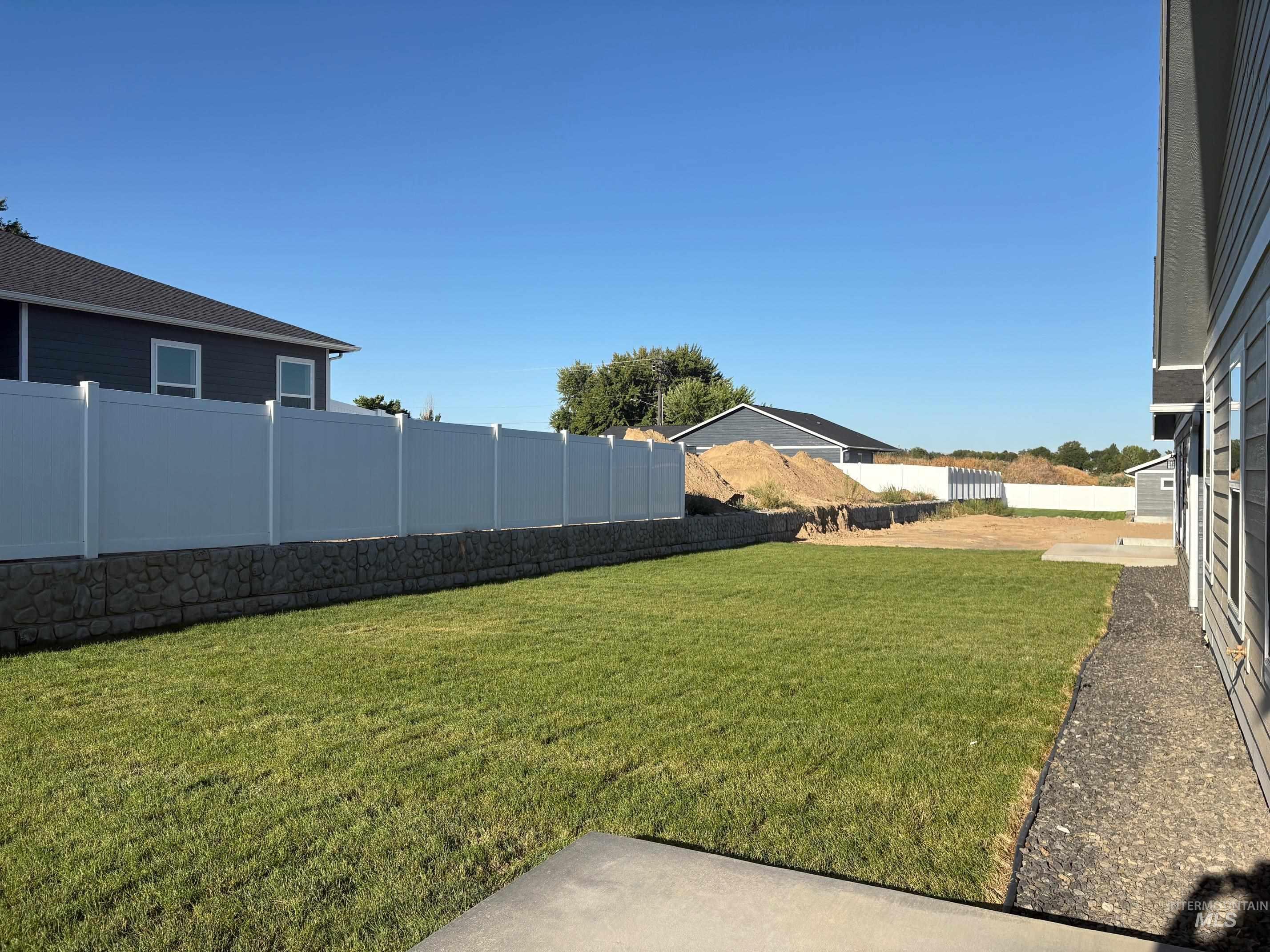 1809 Clark Fork Lane, Lewiston, Idaho 83501, 3 Bedrooms, 2 Bathrooms, Residential For Sale, Price $384,900,MLS 98983771