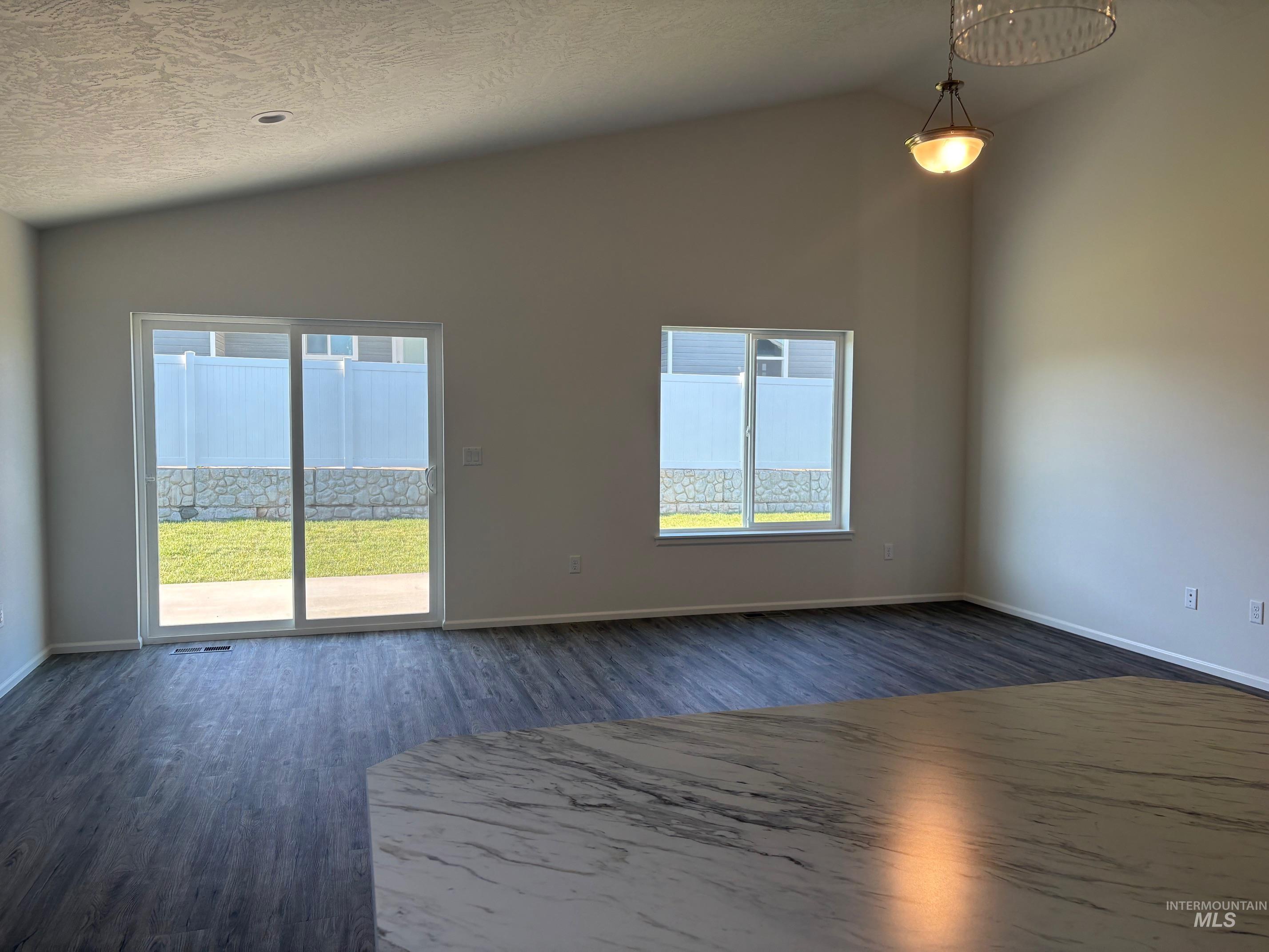 1809 Clark Fork Lane, Lewiston, Idaho 83501, 3 Bedrooms, 2 Bathrooms, Residential For Sale, Price $384,900,MLS 98983771