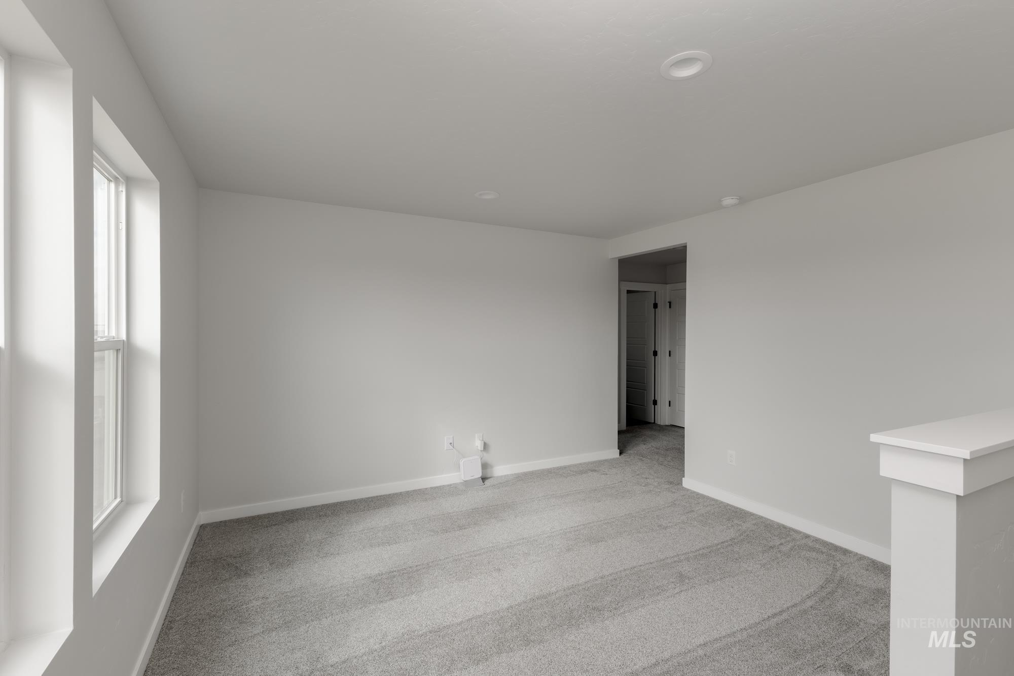 2070 S Border Way, Meridian, Idaho 83642, 3 Bedrooms, 2.5 Bathrooms, Residential For Sale, Price $524,990,MLS 98983774