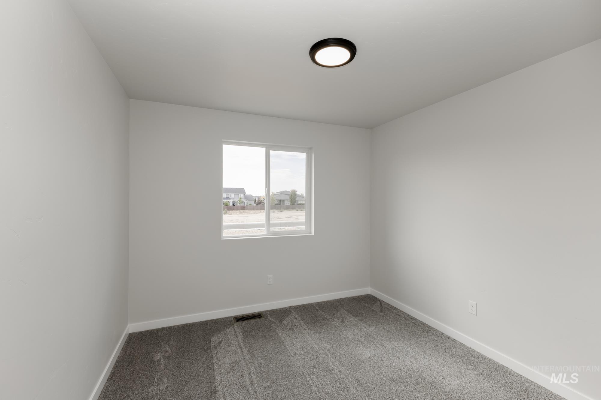 2070 S Border Way, Meridian, Idaho 83642, 3 Bedrooms, 2.5 Bathrooms, Residential For Sale, Price $524,990,MLS 98983774