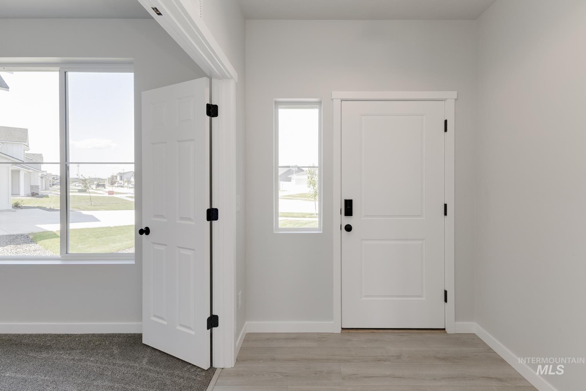 1196 W Pack River Dr, Meridian, Idaho 83642, 5 Bedrooms, 2.5 Bathrooms, Residential For Sale, Price $584,990,MLS 98983775