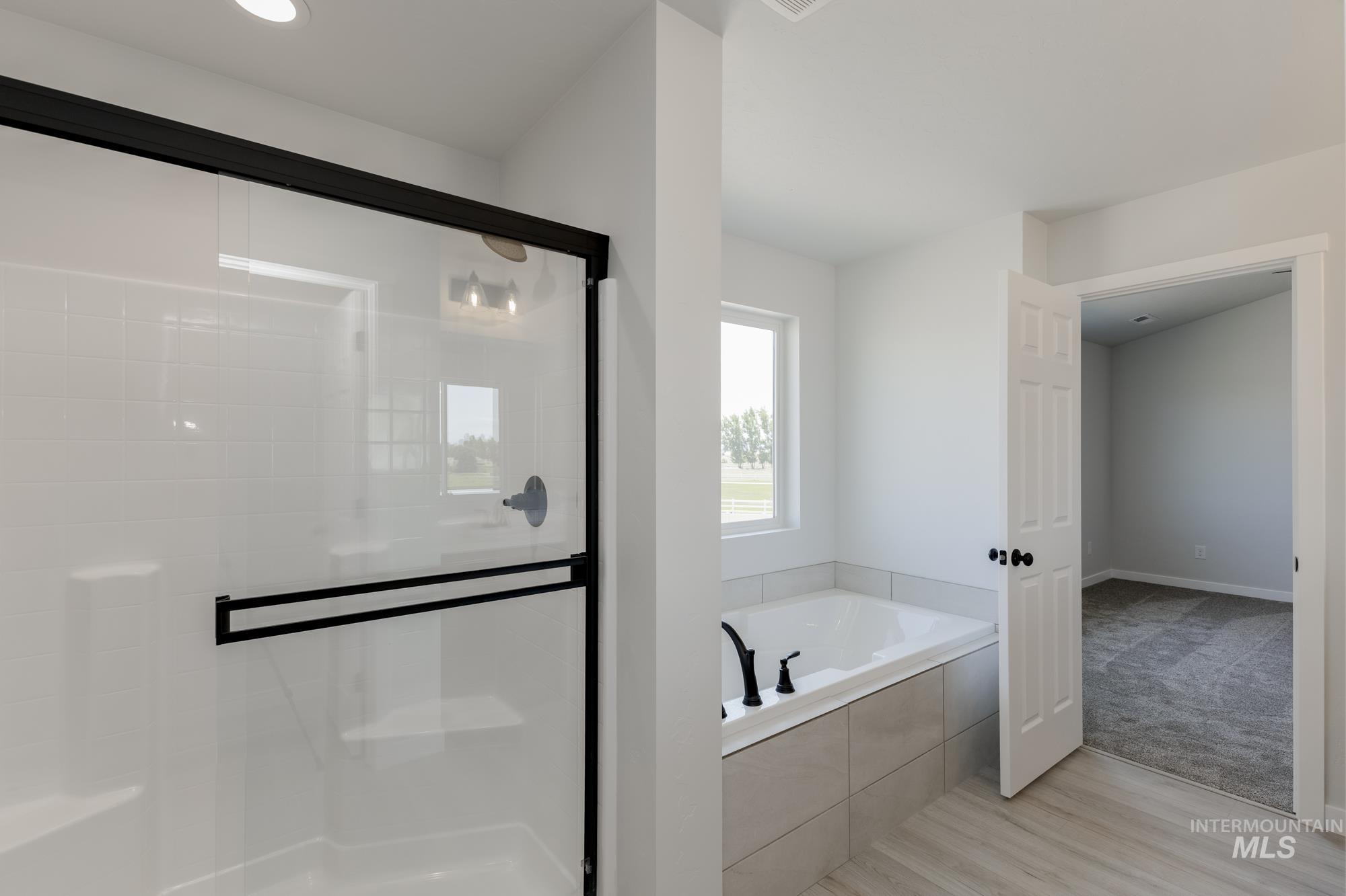 1196 W Pack River Dr, Meridian, Idaho 83642, 5 Bedrooms, 2.5 Bathrooms, Residential For Sale, Price $584,990,MLS 98983775