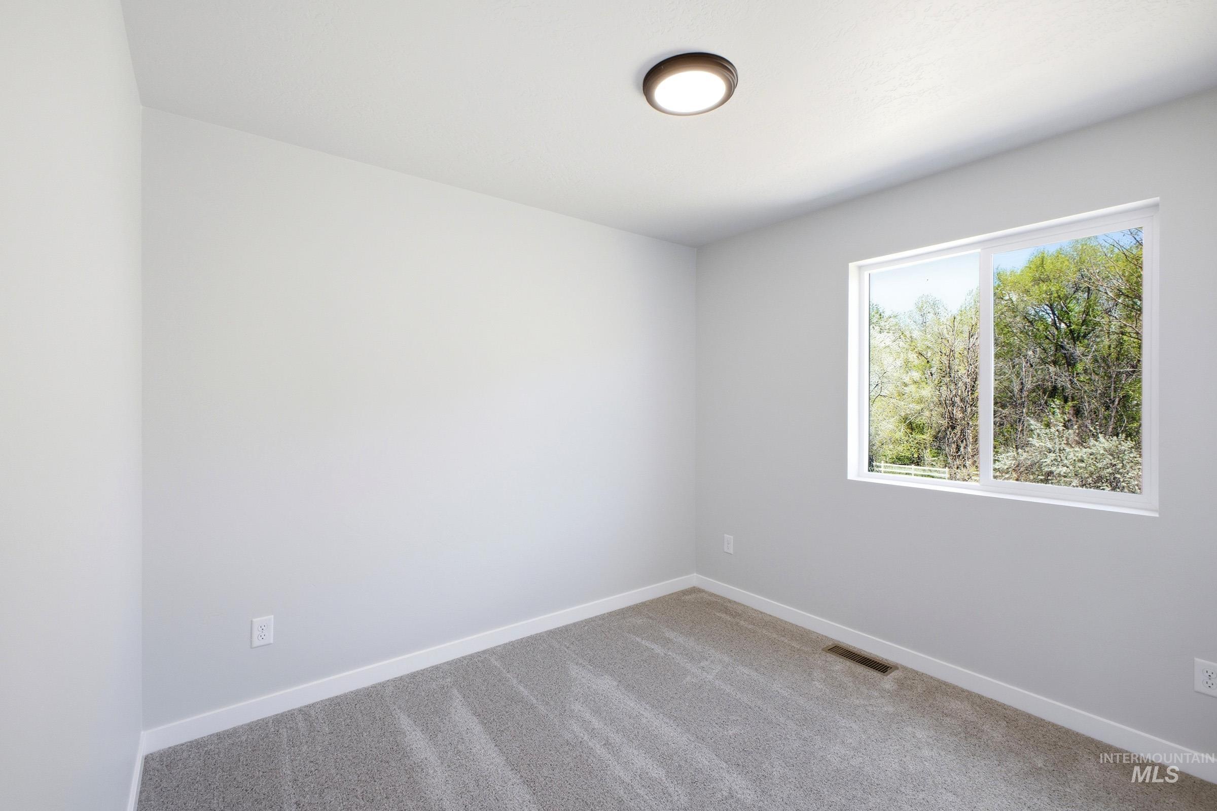 2406 W Fallon Lp, Nampa, Idaho 83651, 3 Bedrooms, 2.5 Bathrooms, Residential For Sale, Price $387,990, 98983778