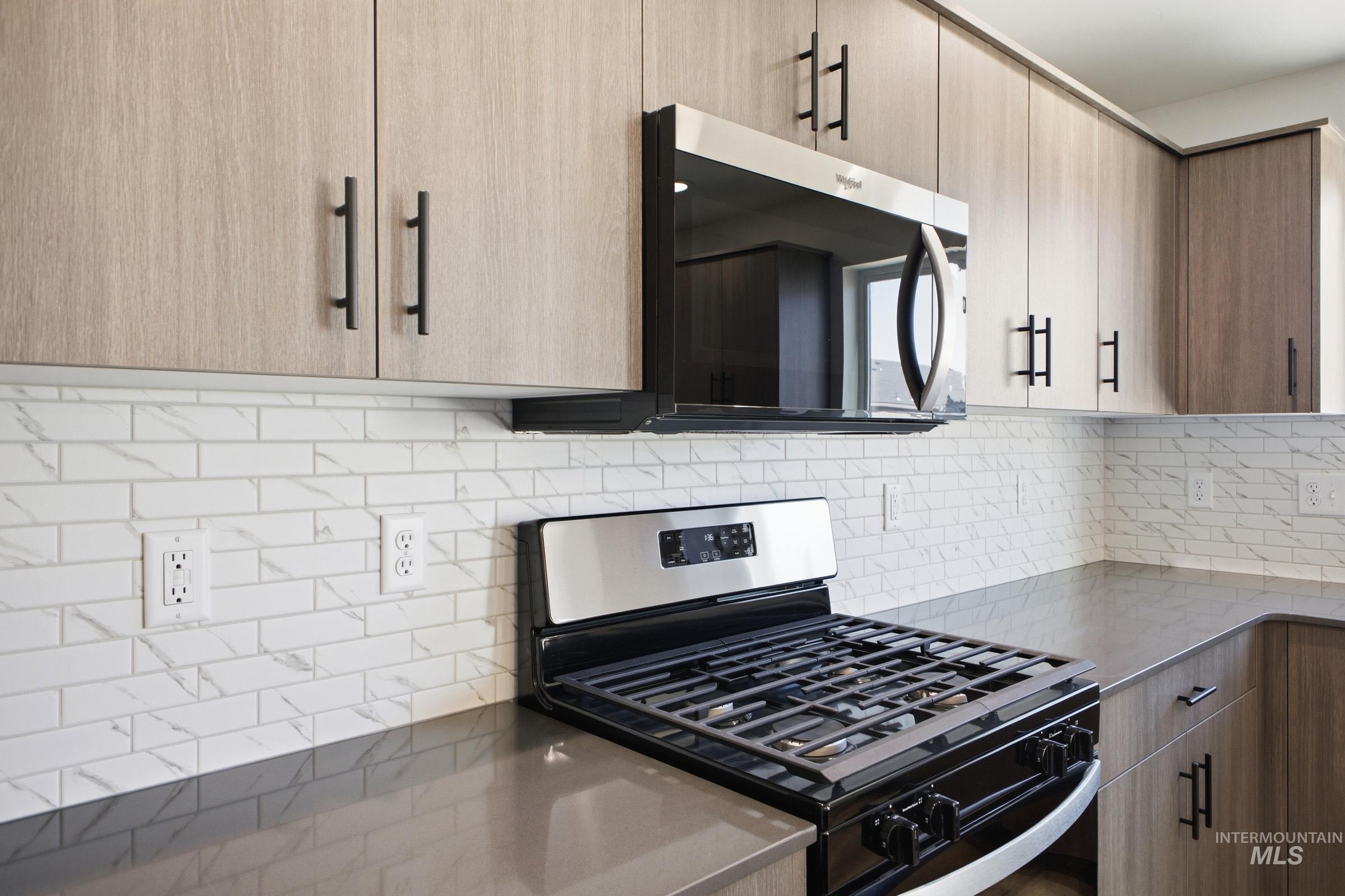 15277 Fuchsia Ave, Nampa, Idaho 83651, 4 Bedrooms, 2.5 Bathrooms, Residential For Sale, Price $469,990,MLS 98983781