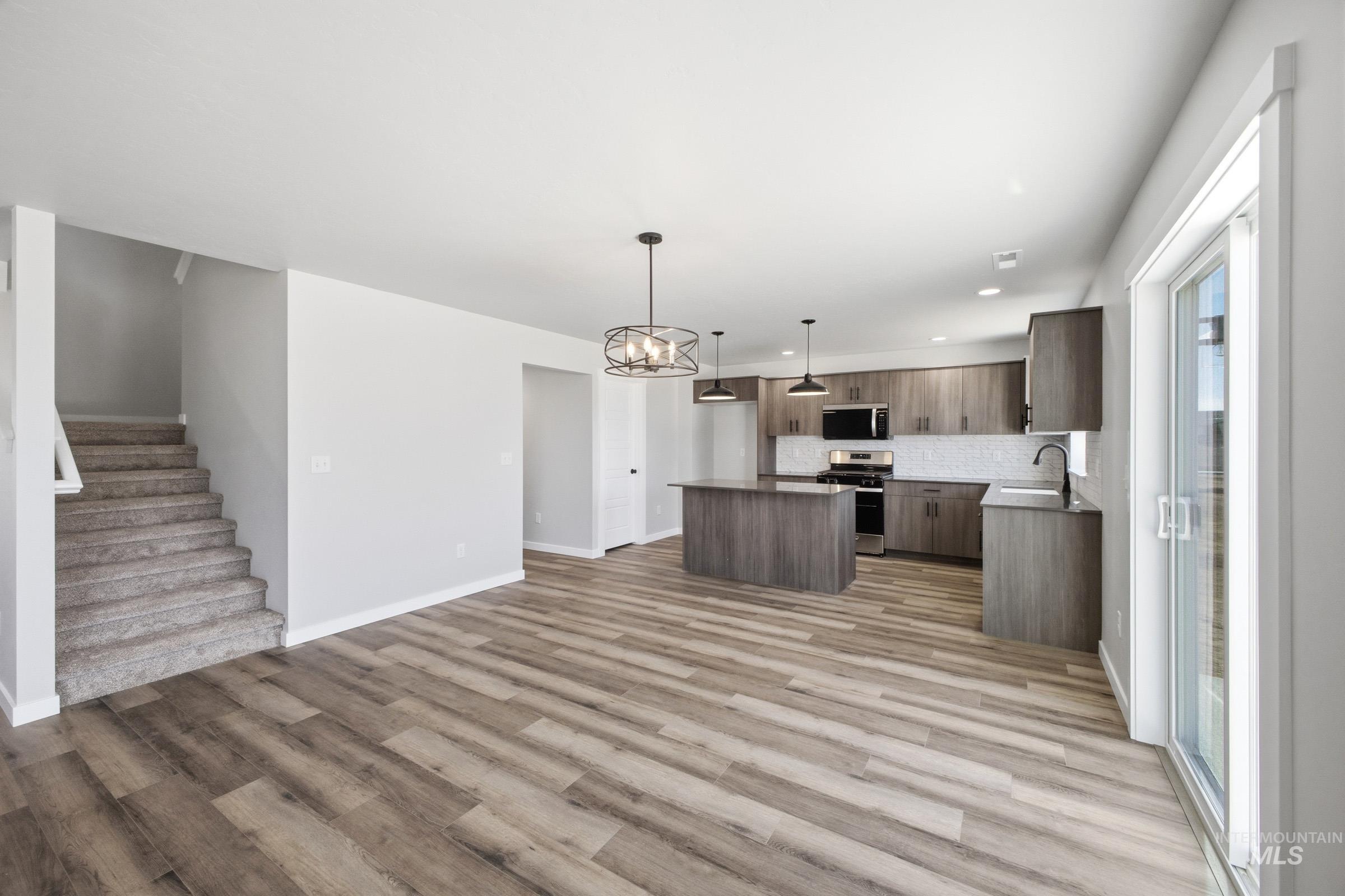 15277 Fuchsia Ave, Nampa, Idaho 83651, 4 Bedrooms, 2.5 Bathrooms, Residential For Sale, Price $469,990,MLS 98983781