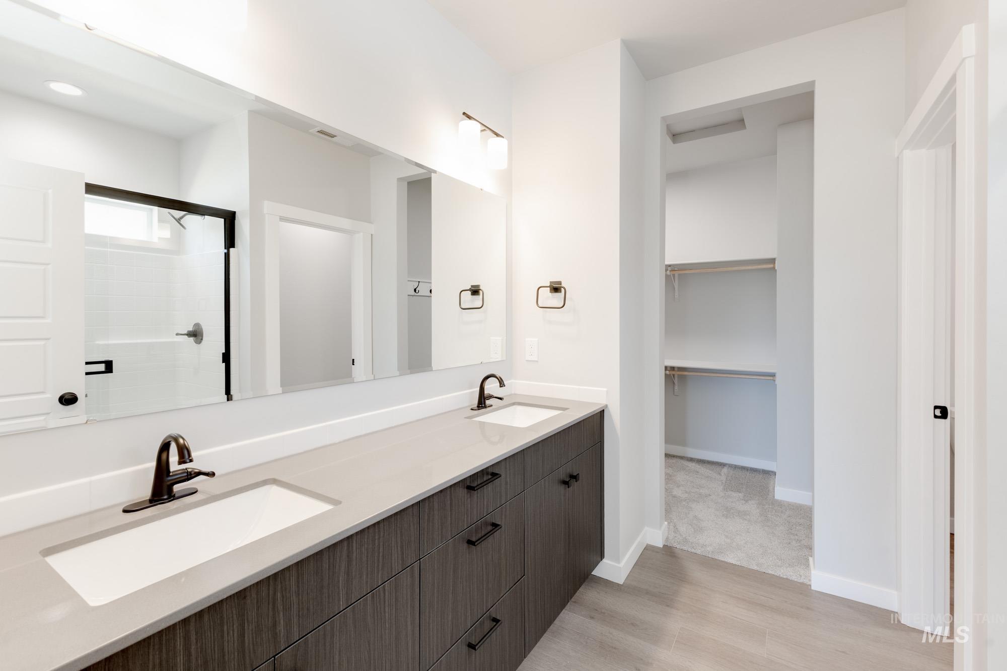 15289 Fuchsia Ave, Nampa, Idaho 83651, 4 Bedrooms, 2 Bathrooms, Residential For Sale, Price $429,990,MLS 98983782