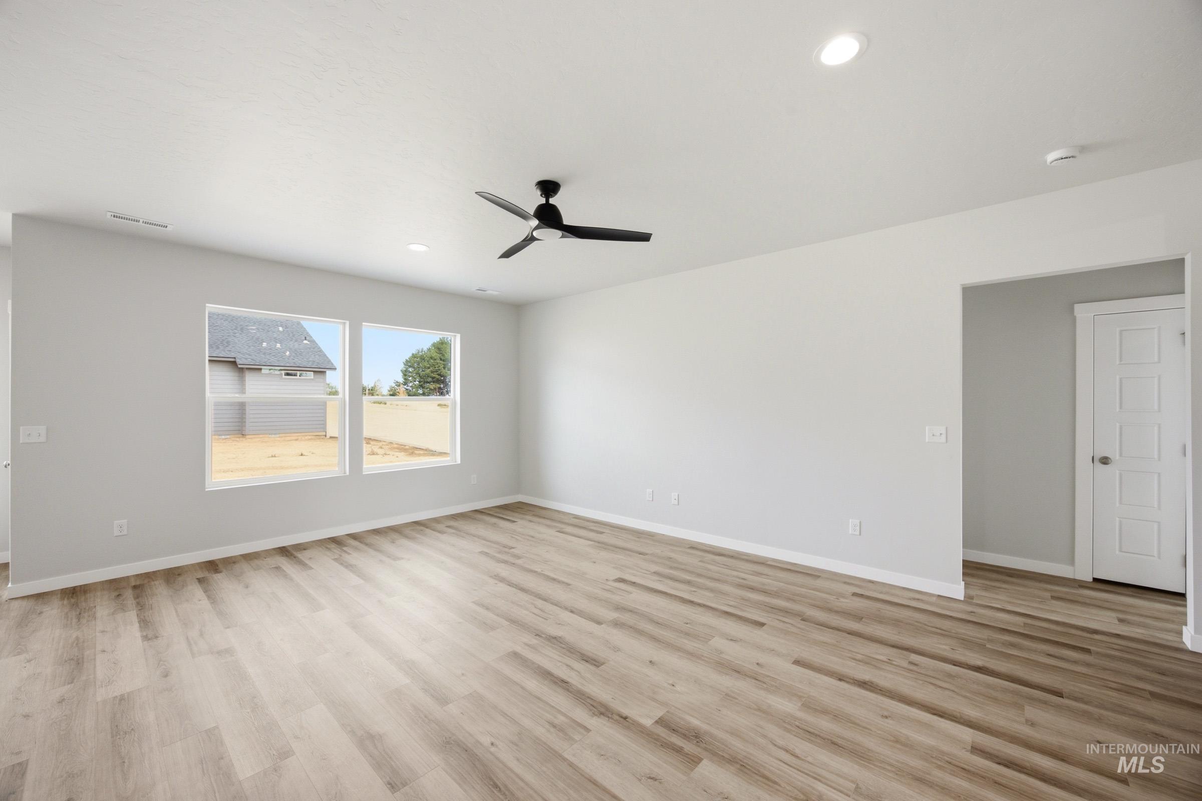 15289 Fuchsia Ave, Nampa, Idaho 83651, 4 Bedrooms, 2 Bathrooms, Residential For Sale, Price $429,990, 98983782