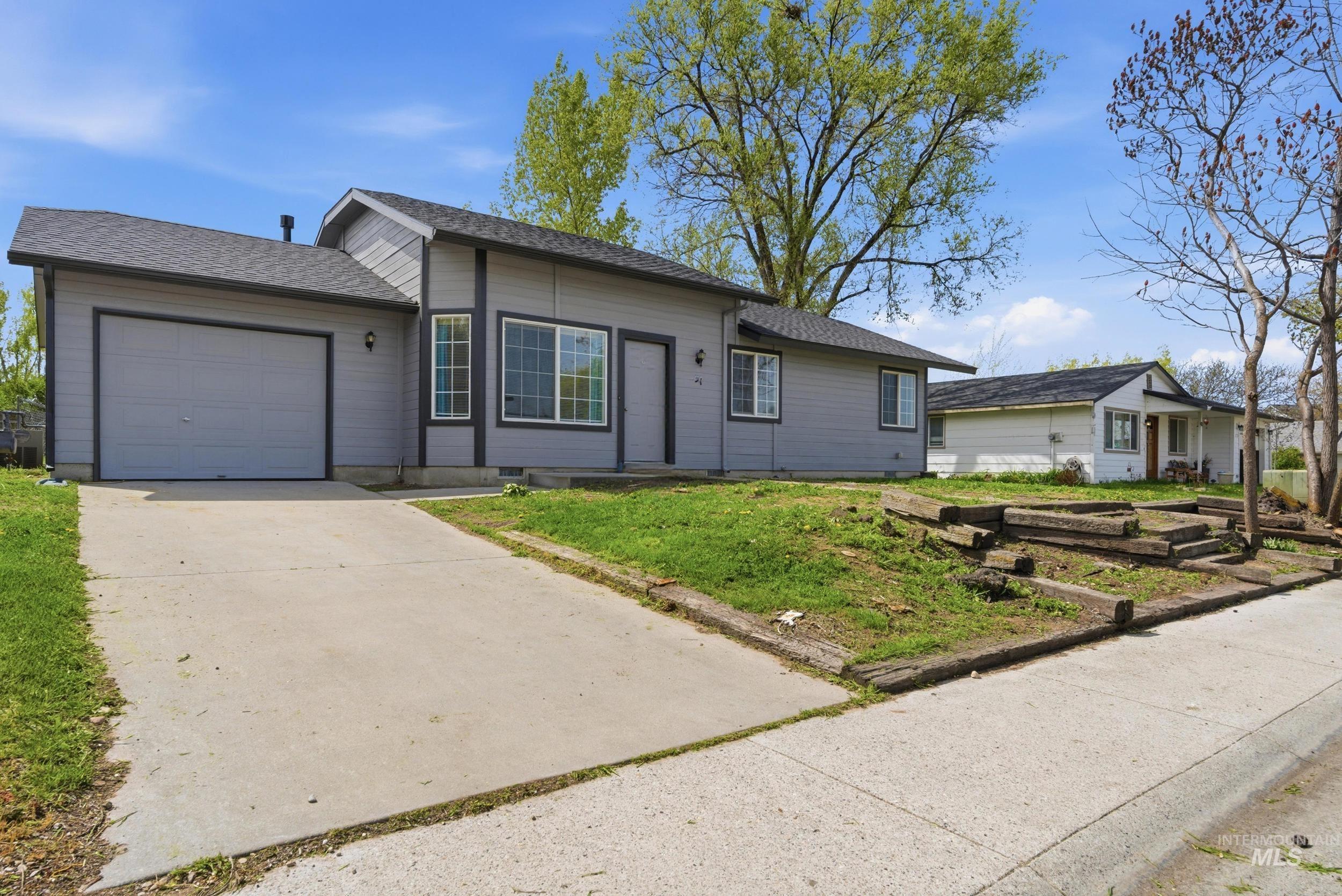1331 W Curtner St, Kuna, Idaho 83634, 3 Bedrooms, 1.5 Bathrooms, Residential For Sale, Price $350,000,MLS 98983783