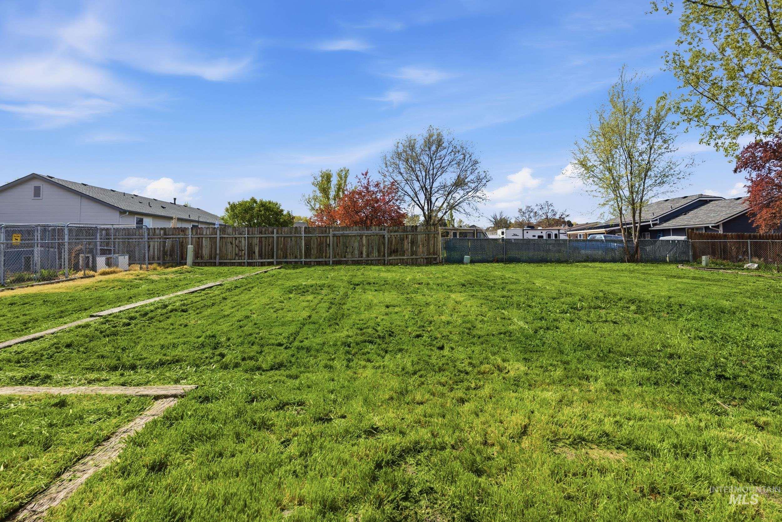 1331 W Curtner St, Kuna, Idaho 83634, 3 Bedrooms, 1.5 Bathrooms, Residential For Sale, Price $350,000,MLS 98983783