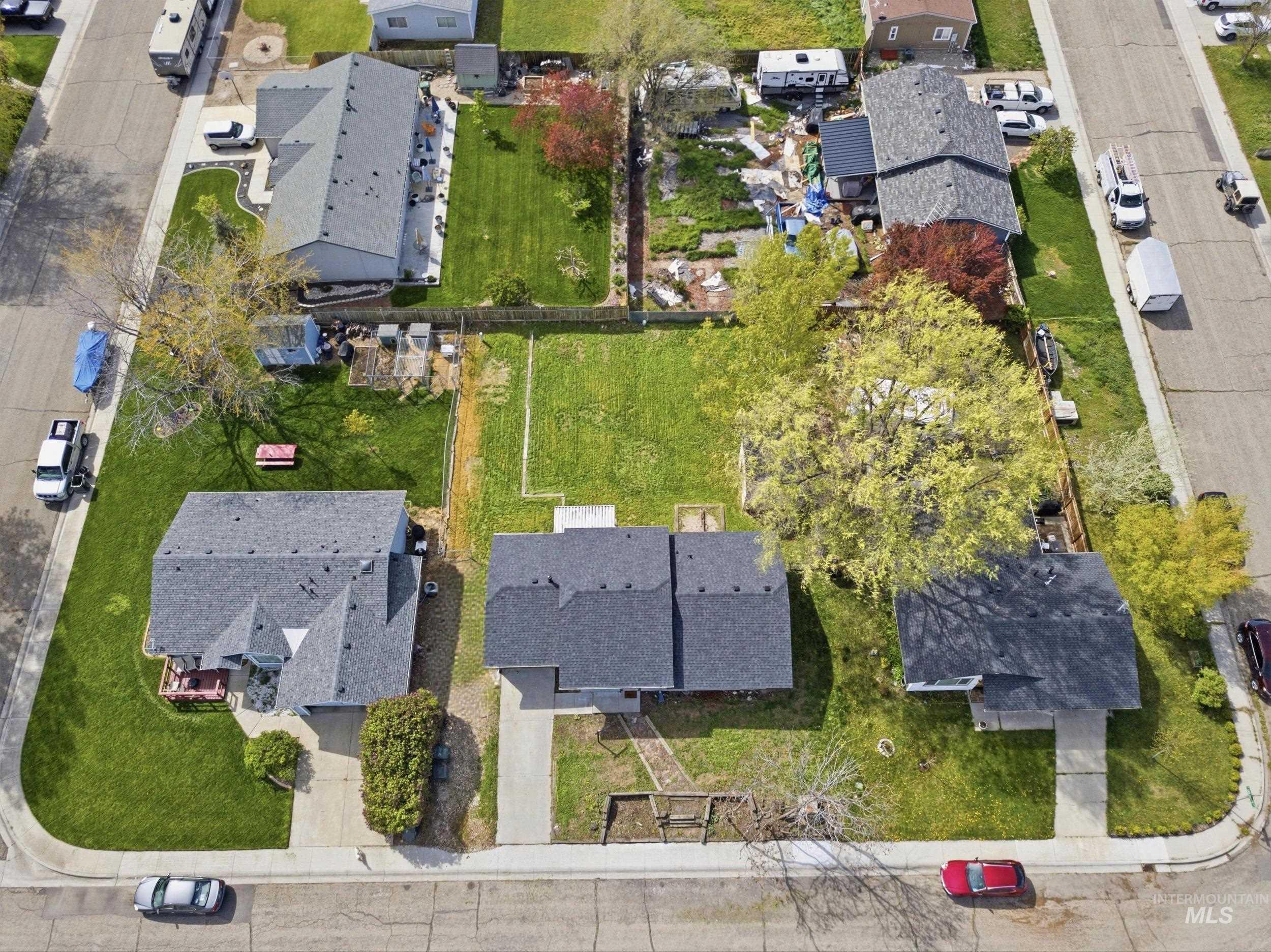 1331 W Curtner St, Kuna, Idaho 83634, 3 Bedrooms, 1.5 Bathrooms, Residential For Sale, Price $350,000,MLS 98983783