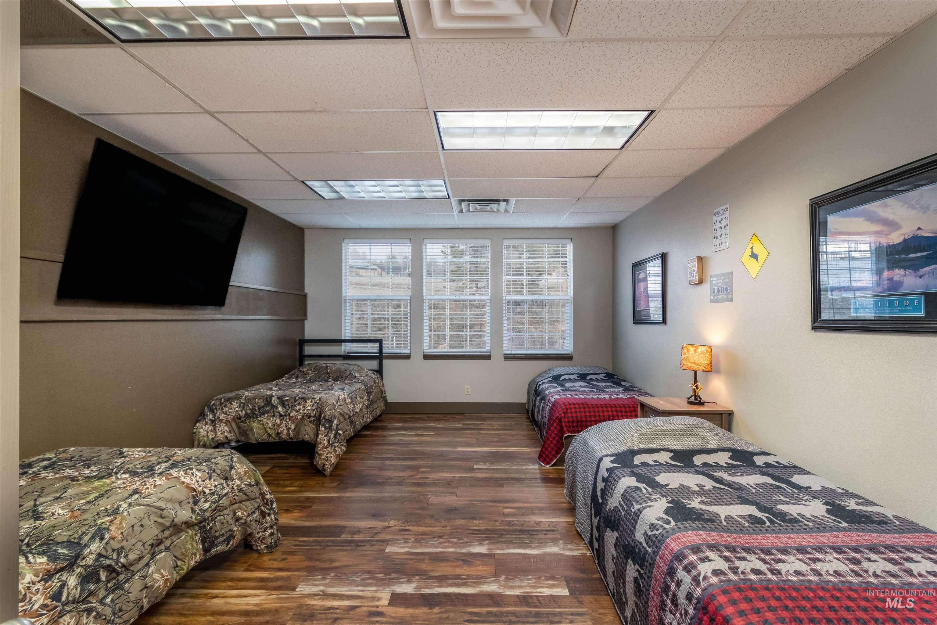 609 S Middlefork Rd, Garden Valley, Idaho 83622, 3 Bedrooms, 1.5 Bathrooms, Residential Income For Sale, Price $509,000, 98983784