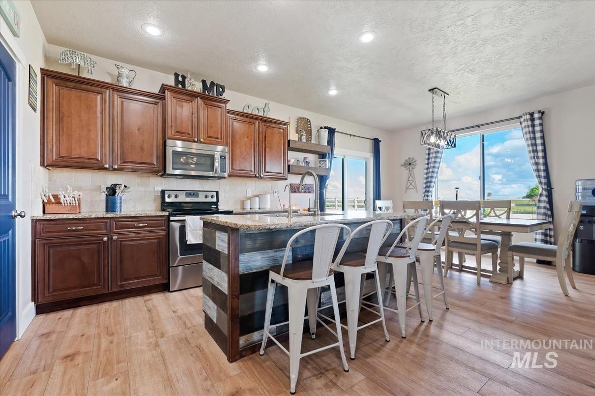 23906 Applewood, Wilder, Idaho 83676, 4 Bedrooms, 2 Bathrooms, Residential For Sale, Price $825,000,MLS 98983787