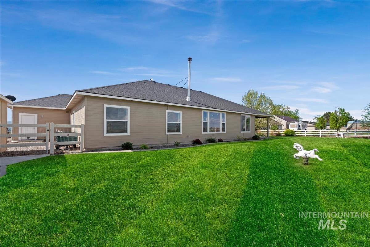 23906 Applewood, Wilder, Idaho 83676, 4 Bedrooms, 2 Bathrooms, Residential For Sale, Price $825,000,MLS 98983787