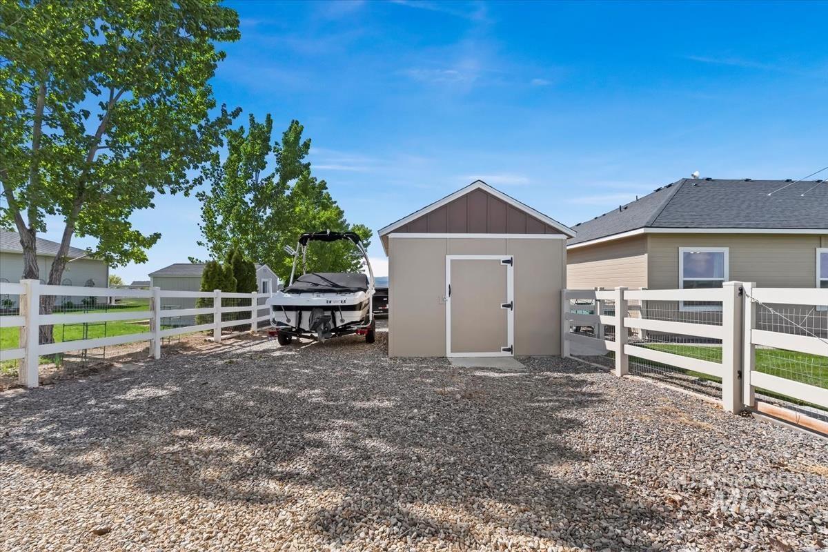 23906 Applewood, Wilder, Idaho 83676, 4 Bedrooms, 2 Bathrooms, Residential For Sale, Price $825,000,MLS 98983787