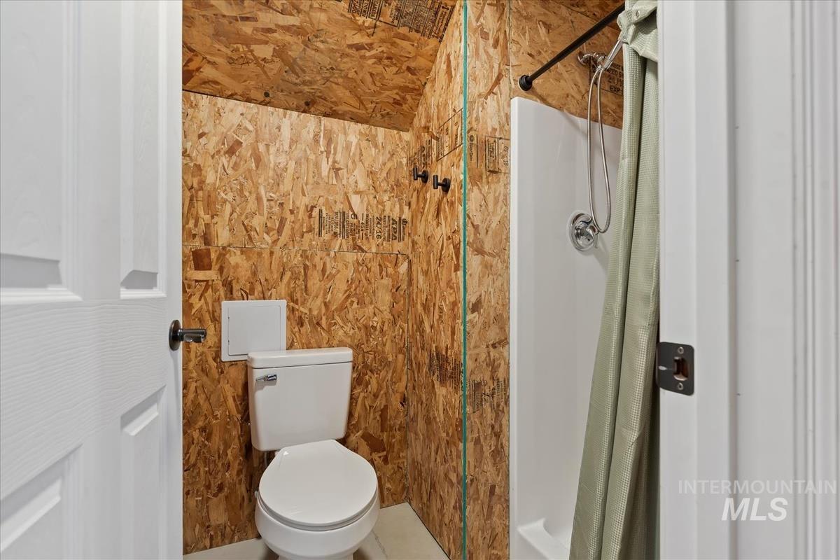 23906 Applewood, Wilder, Idaho 83676, 4 Bedrooms, 2 Bathrooms, Residential For Sale, Price $825,000,MLS 98983787